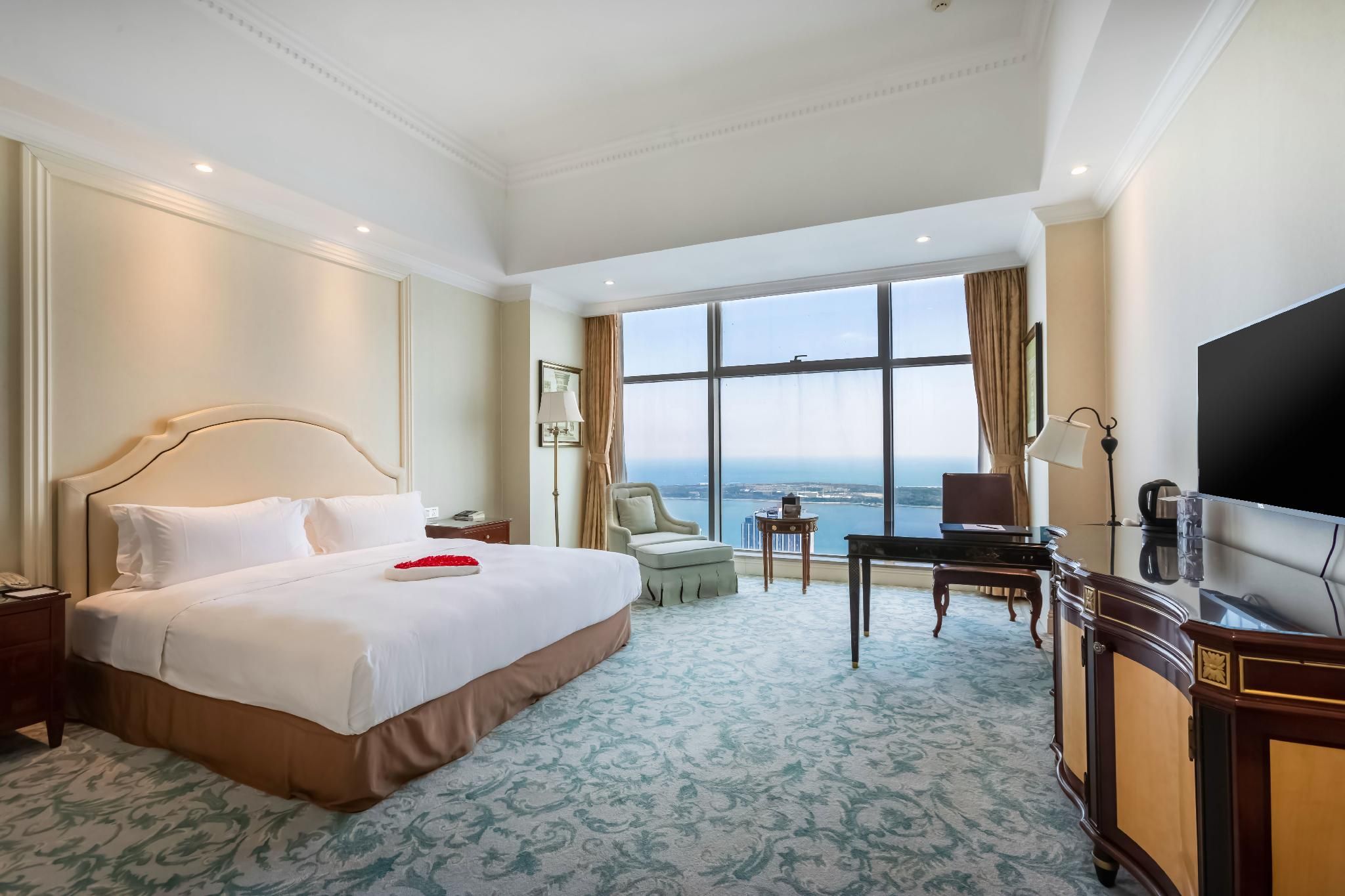 Qingdao Jianxin International Hotel Double Room with Cinema