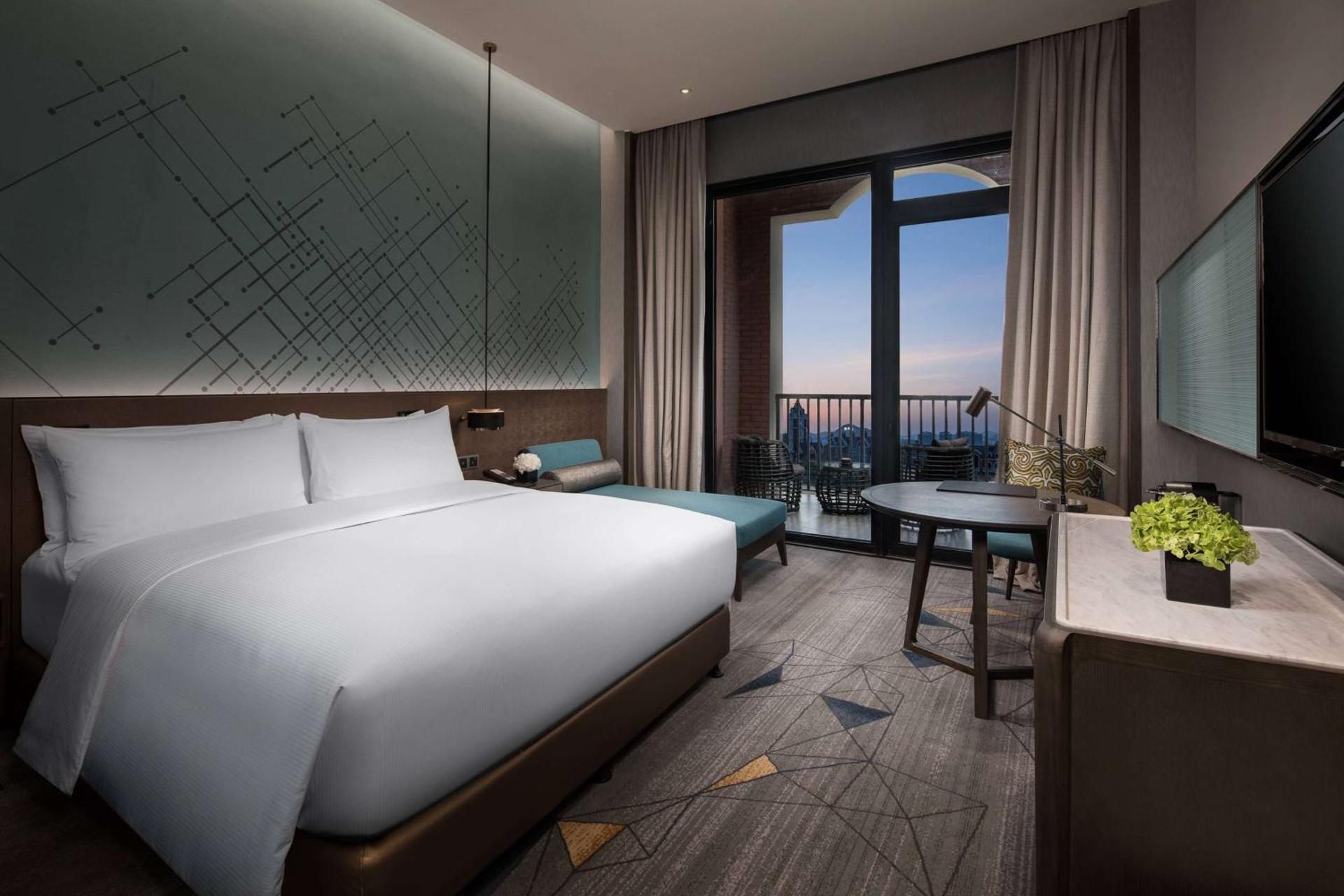 King Executive Room Sea View with Balcony