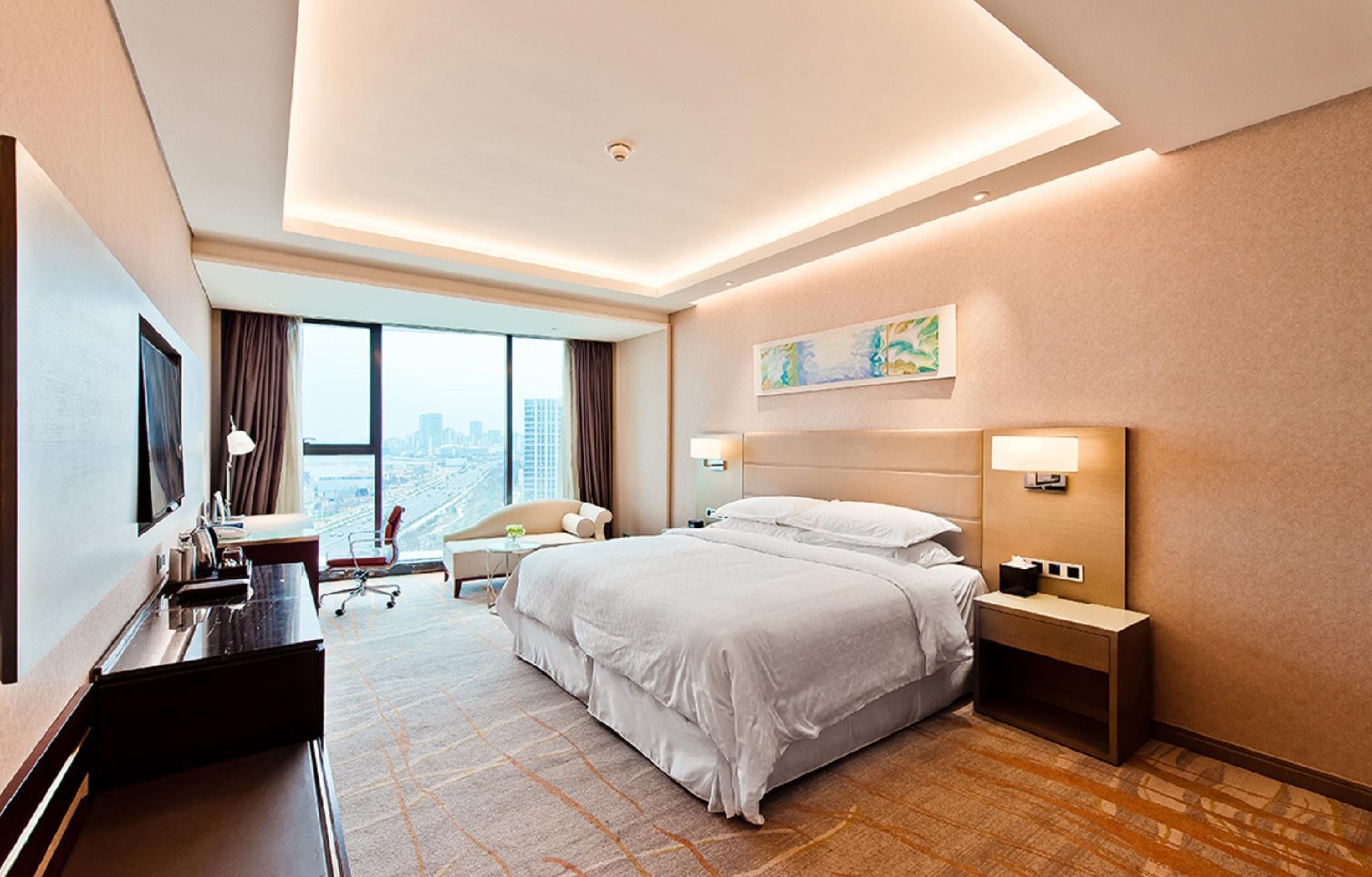 Guest room, 1 King, Ocean view