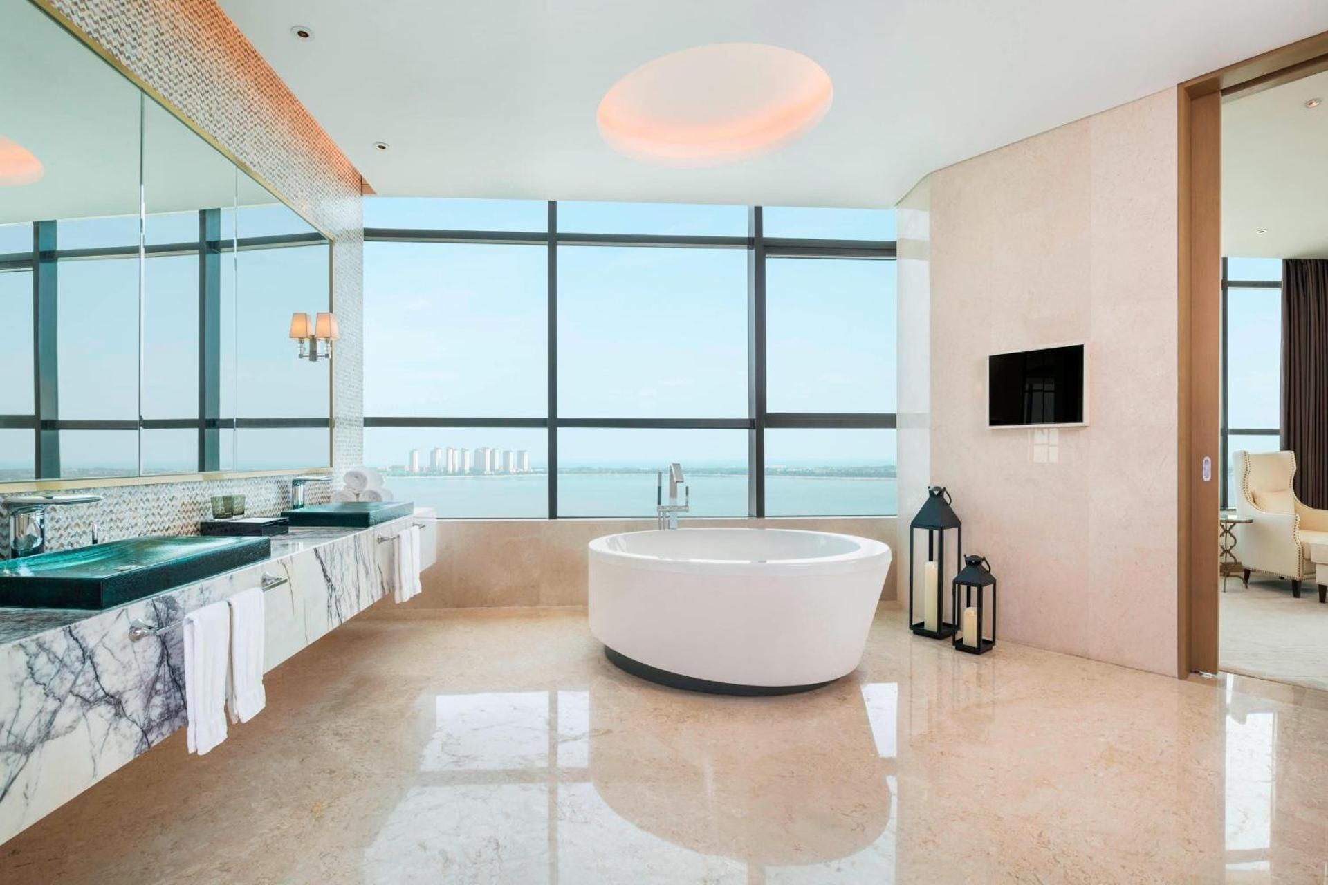 Club lounge access, 2 Bedroom Presidential Suite, Bedroom 1: 1 King, Bedroom 2: 1 King