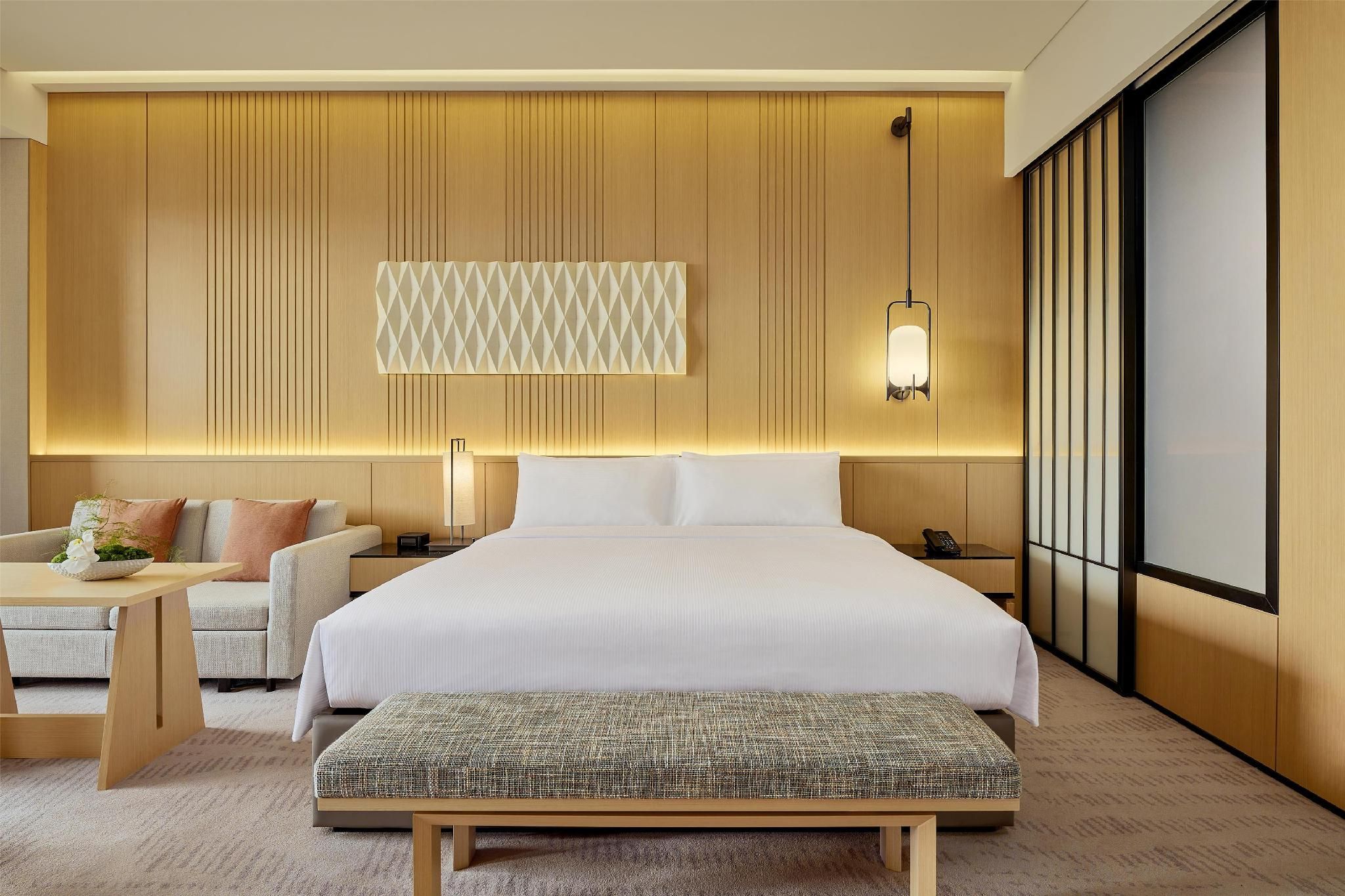King Accessible Room