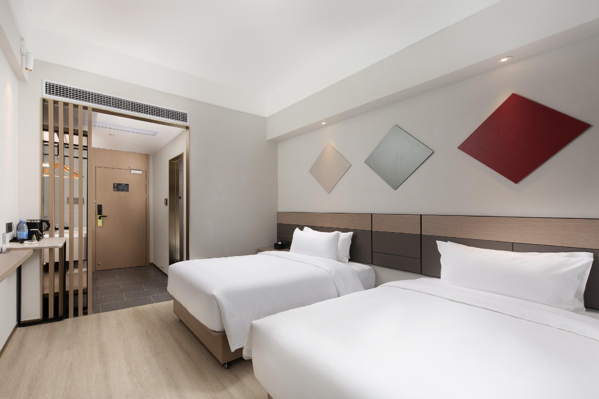 Twin Superior Room
