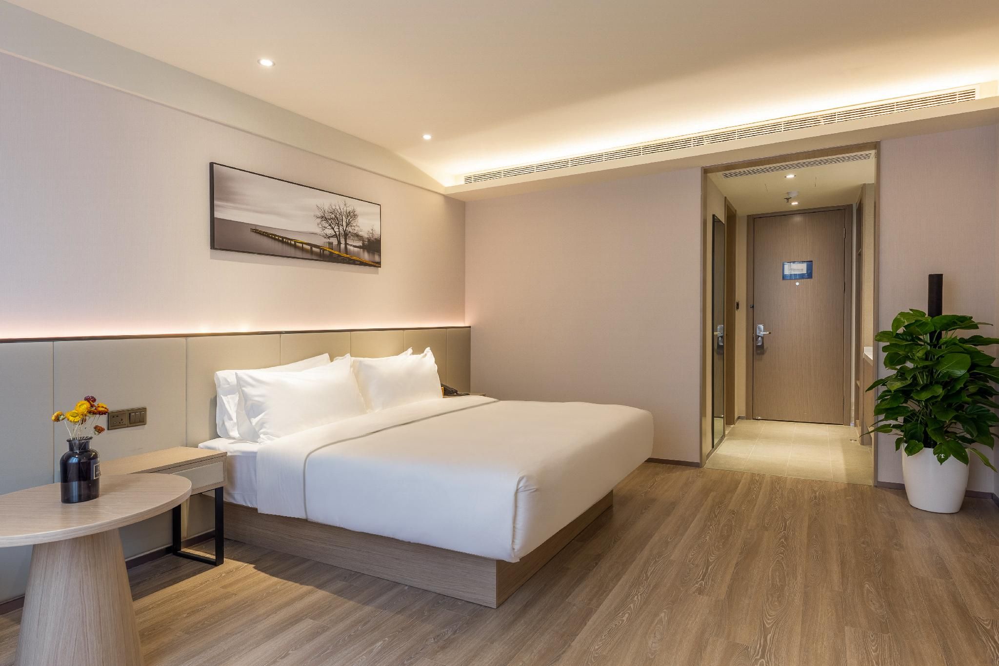 Huazhu - Business Bed Room