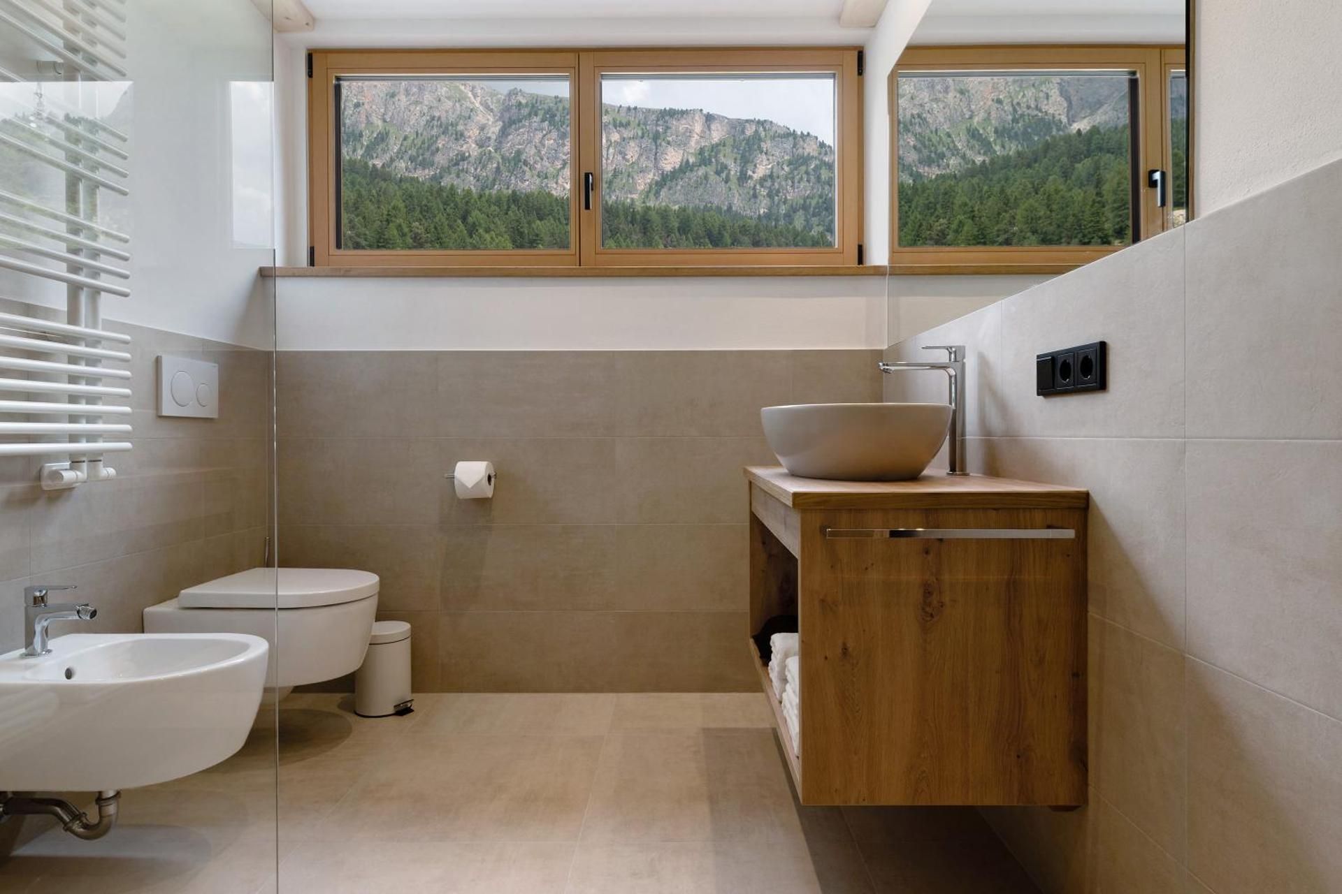 Superior One-Bedroom Apartment with Balcony