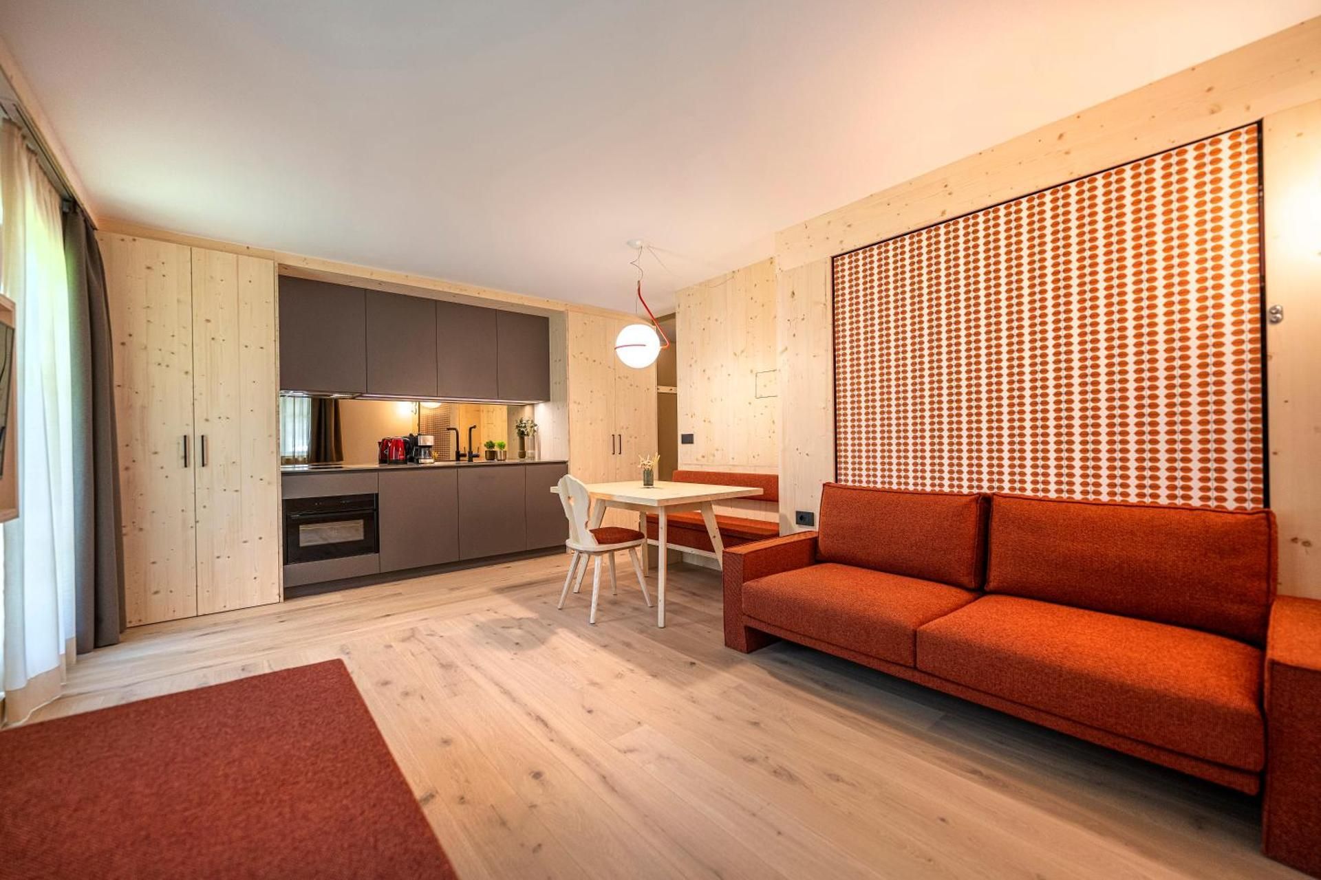 Apartment with Garden View