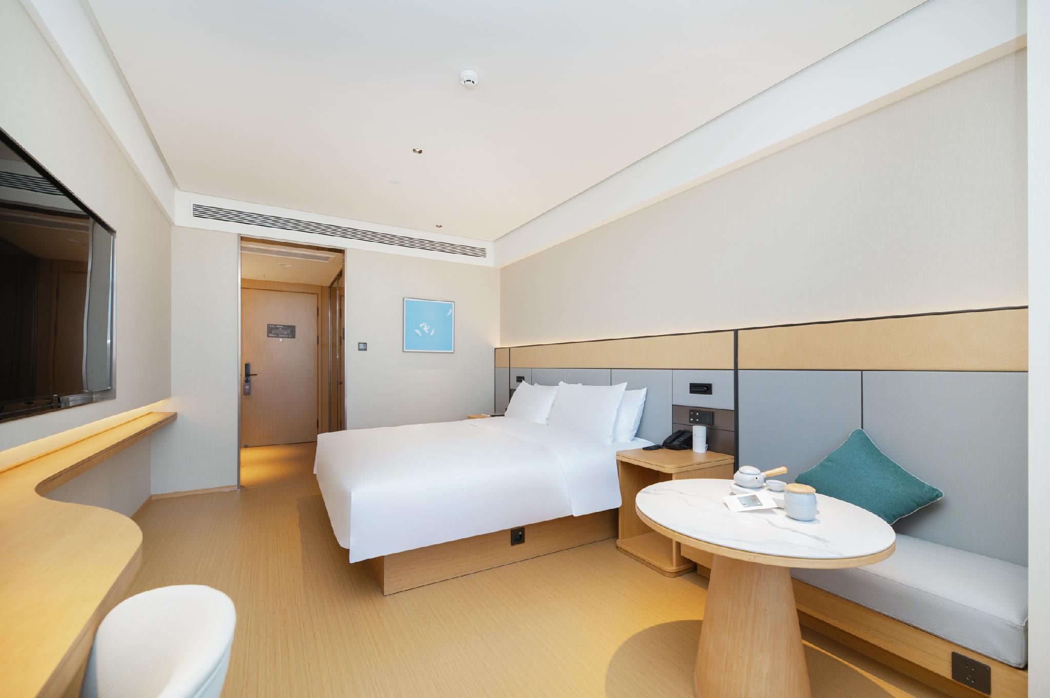 Ji Hotel Qingdao Laoshan MixC Huazhu - Room With Bed