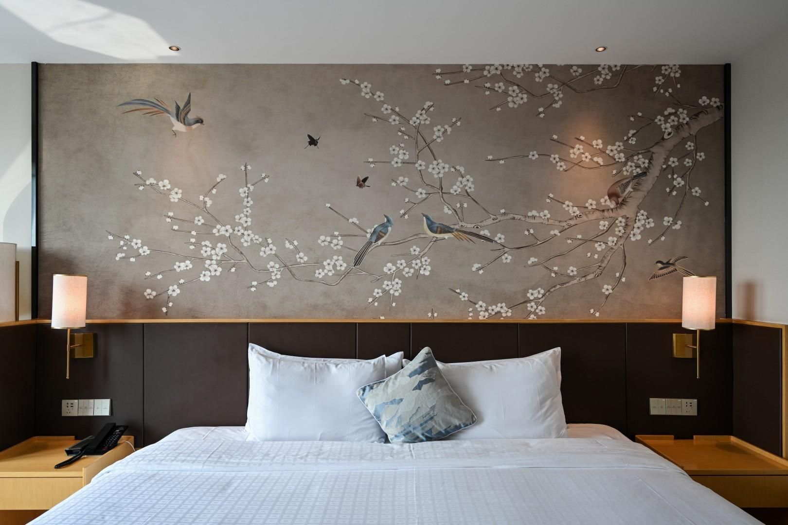 Huazhu - Deluxe Bed Room