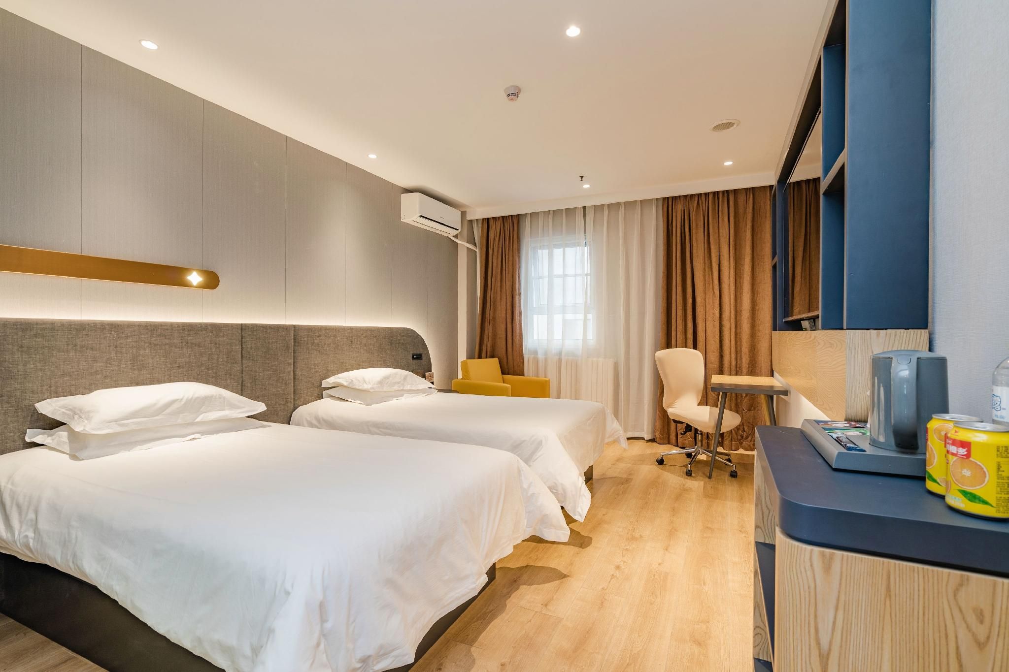 WH - Xingxuan Superior Twin Room