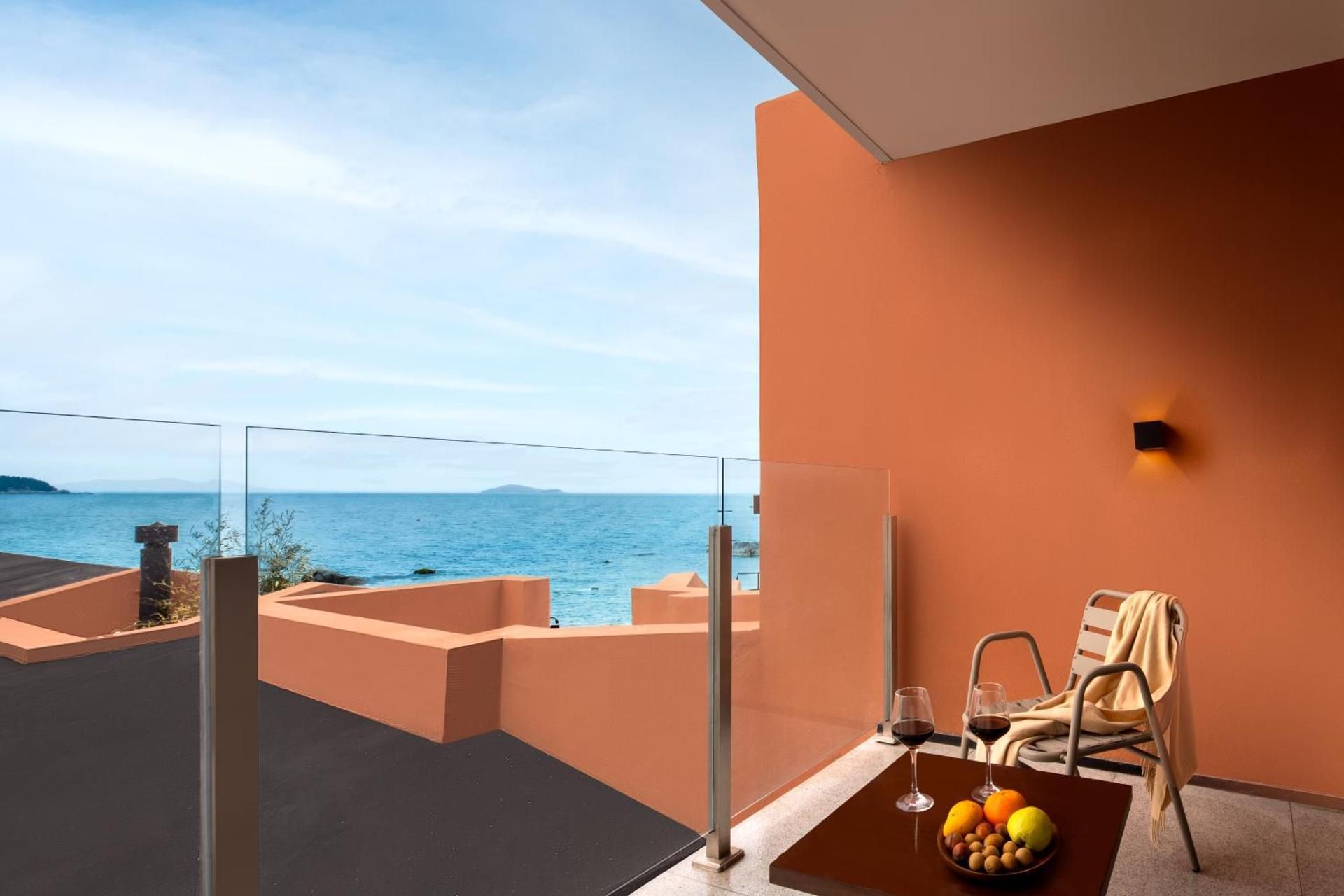Sea View Balcony King Room - Dongli