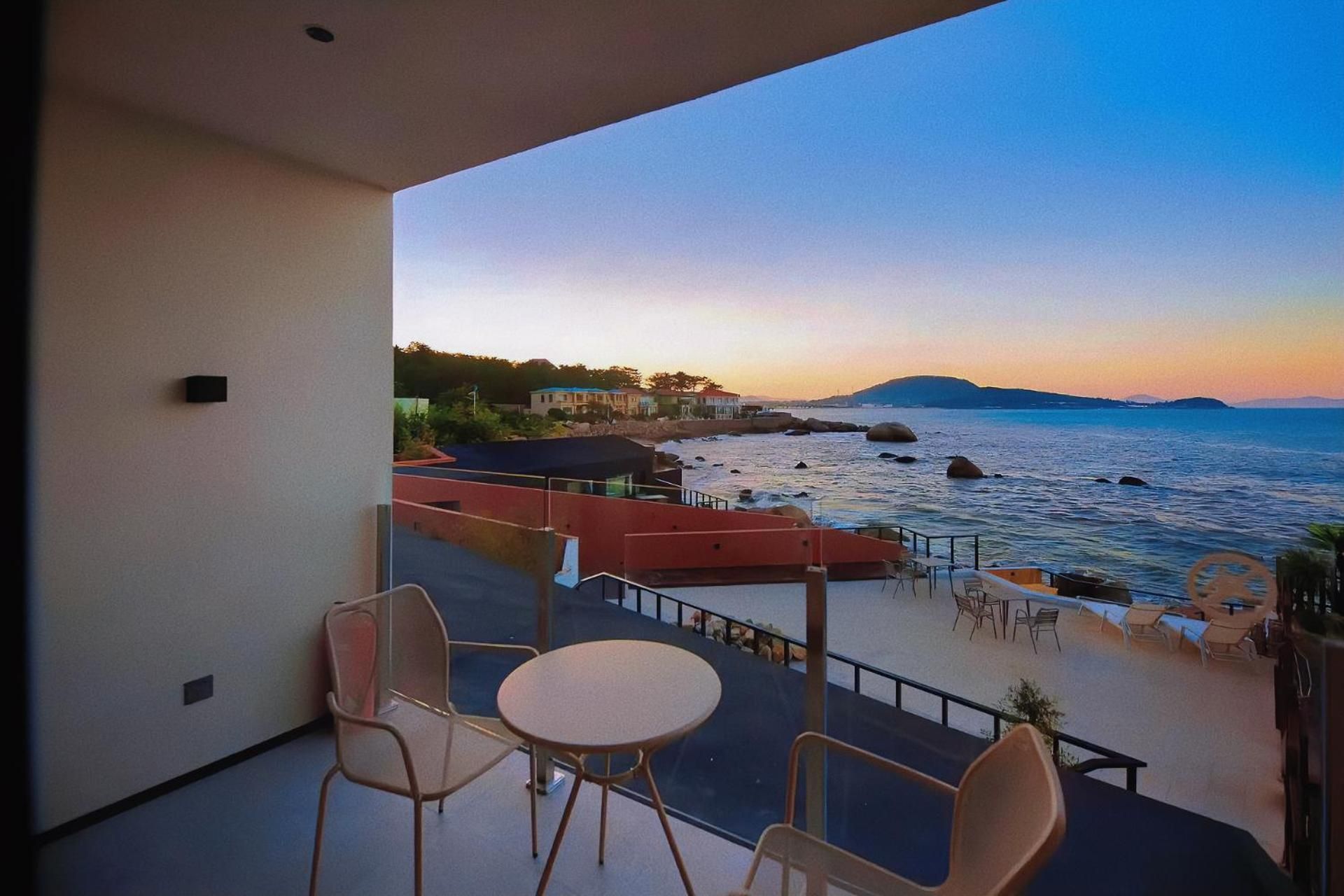 Sea View Balcony Twin Room - Nanshan