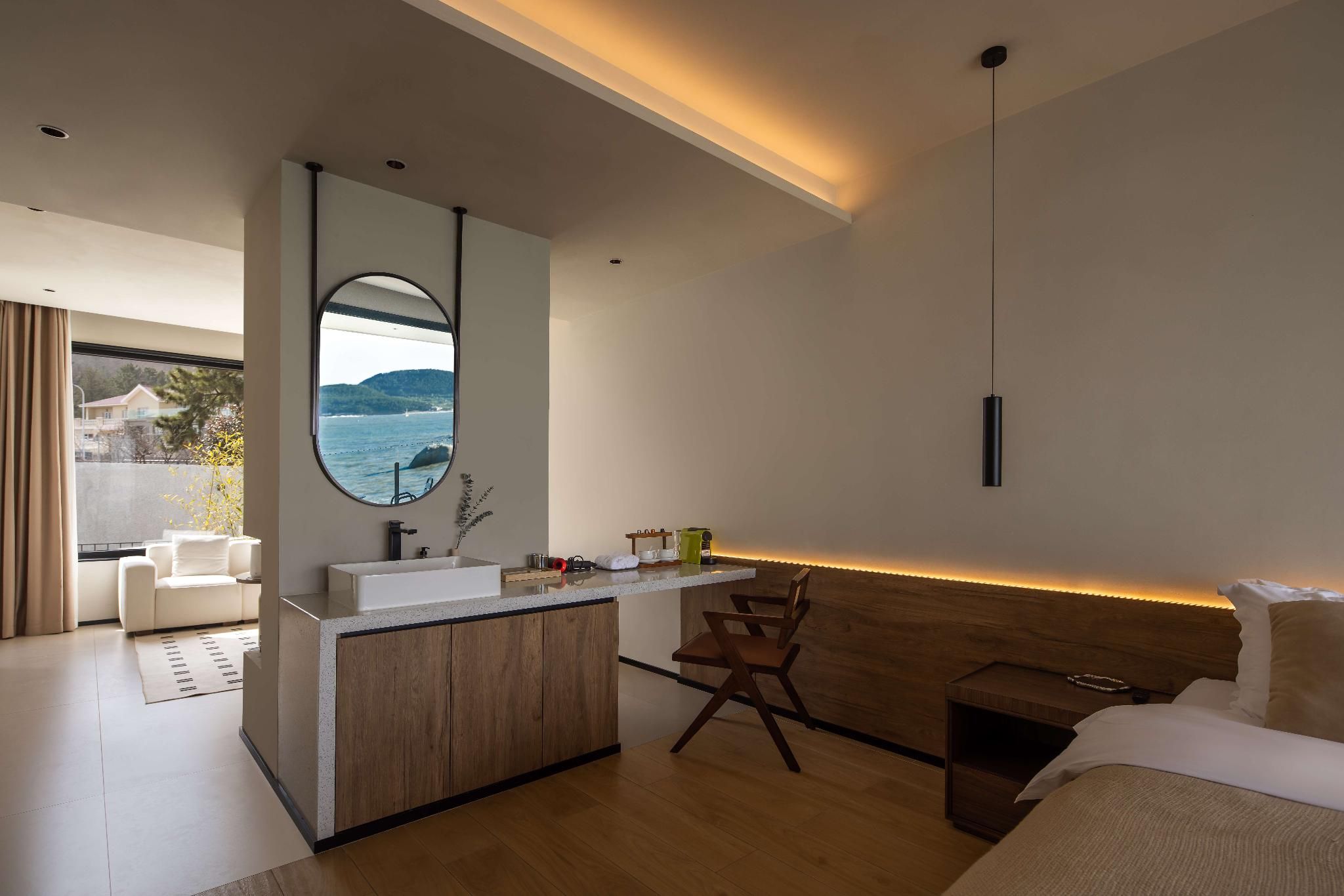 Fireplace Suite
