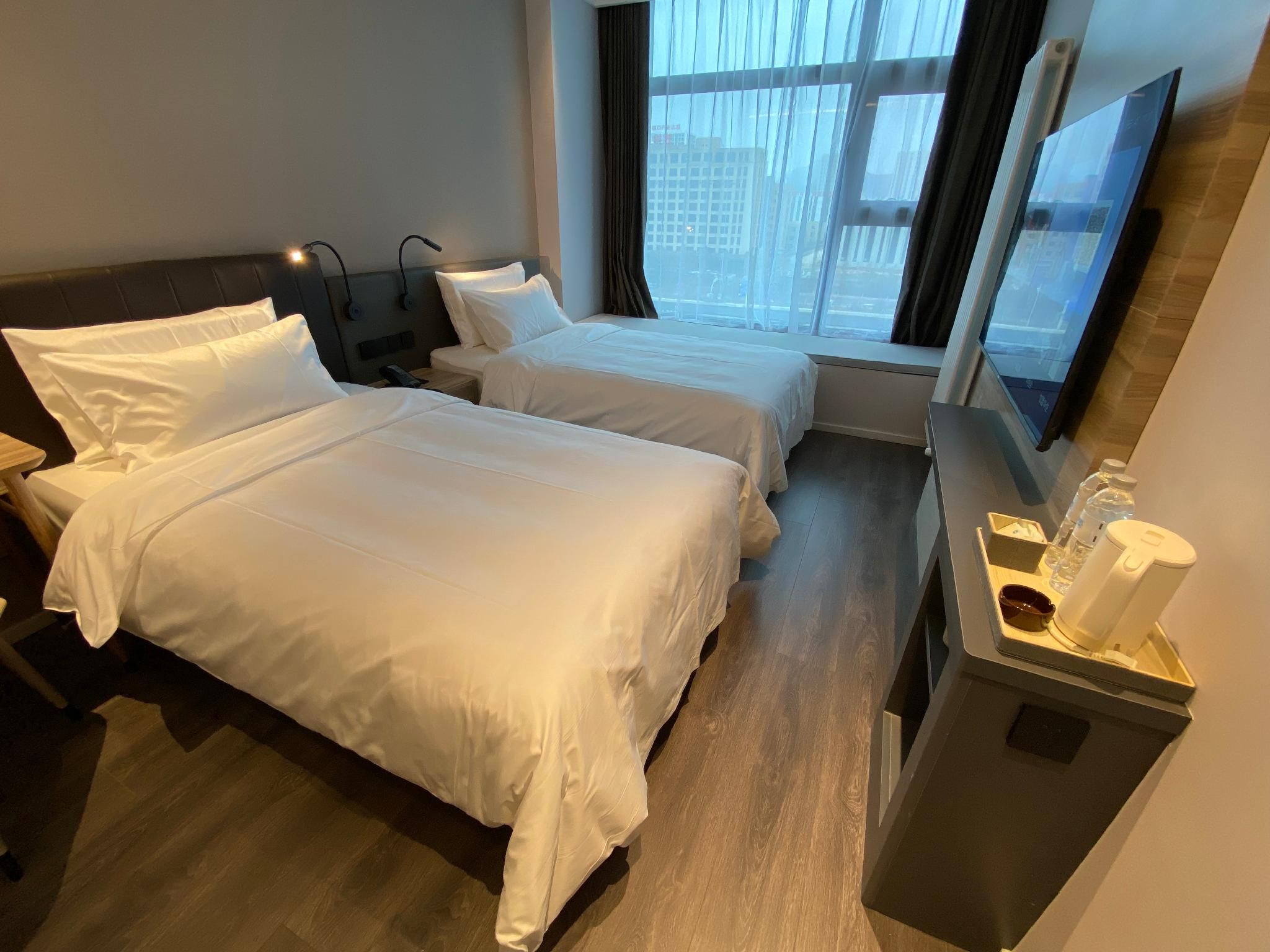 Huazhu - Twin Room