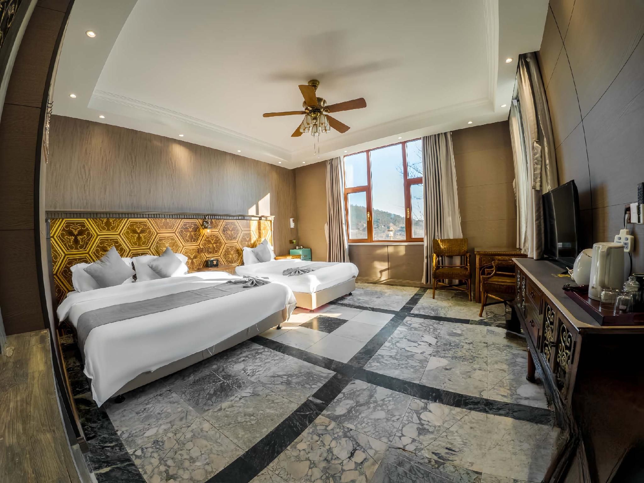 Deluxe Suite Sea View