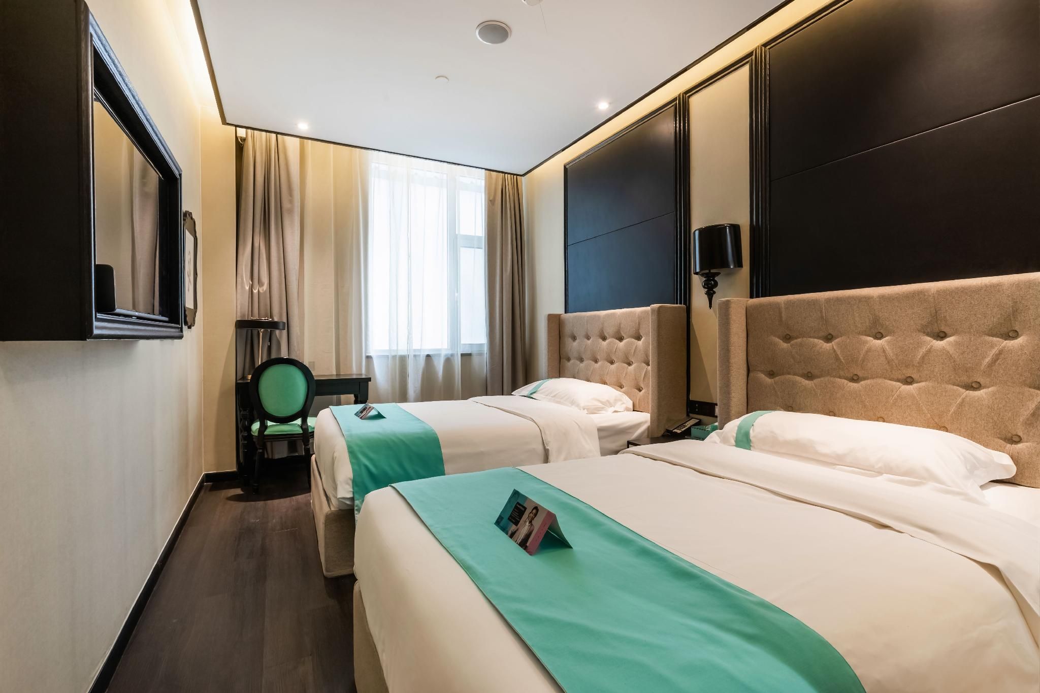 Xana - Business Twin Room