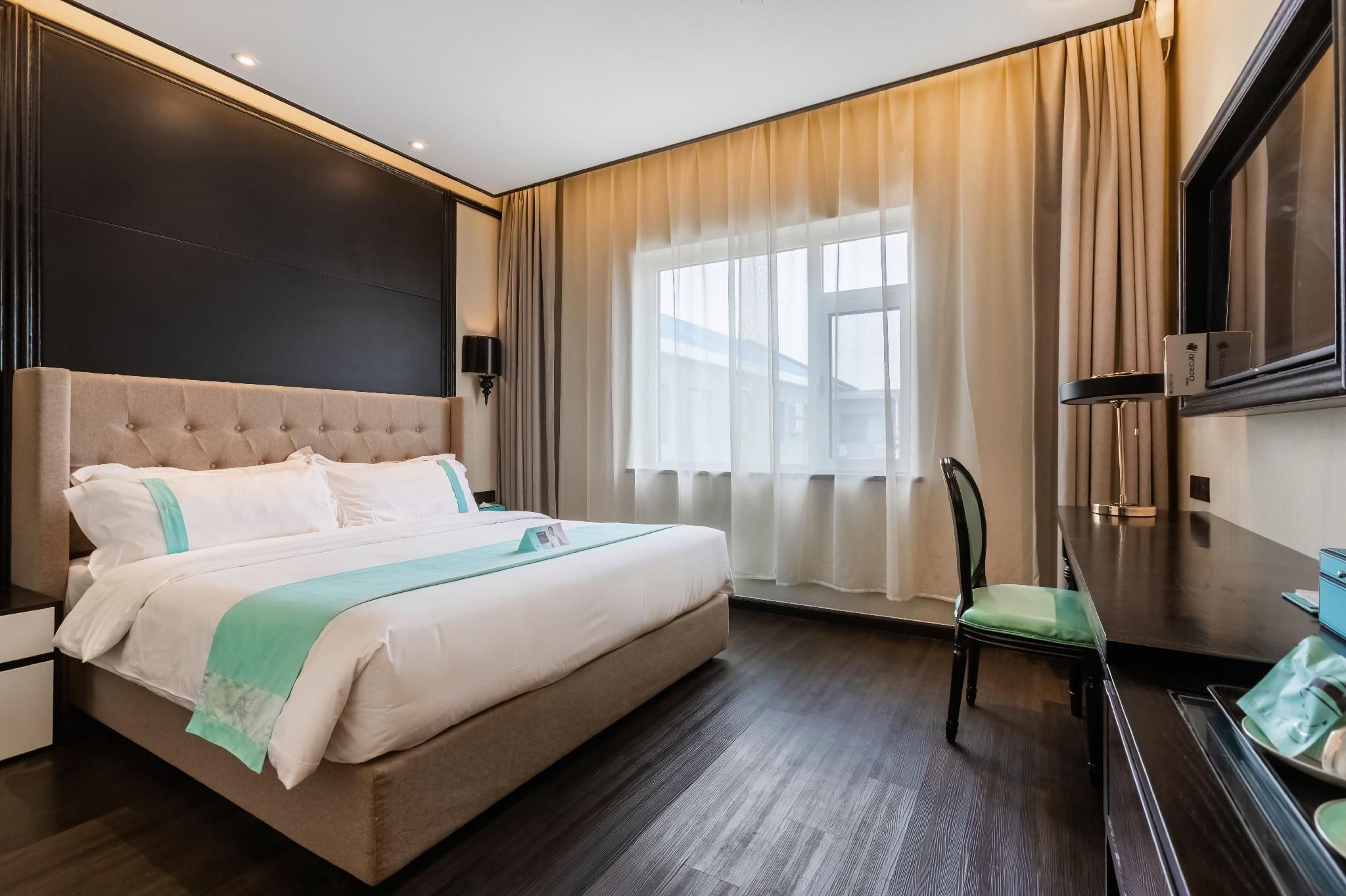 Xana - Business Bed Room