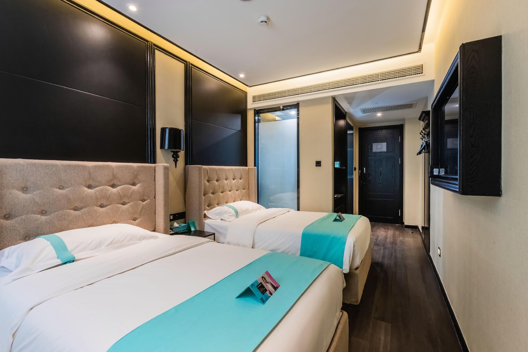 Xana - Business Twin Room