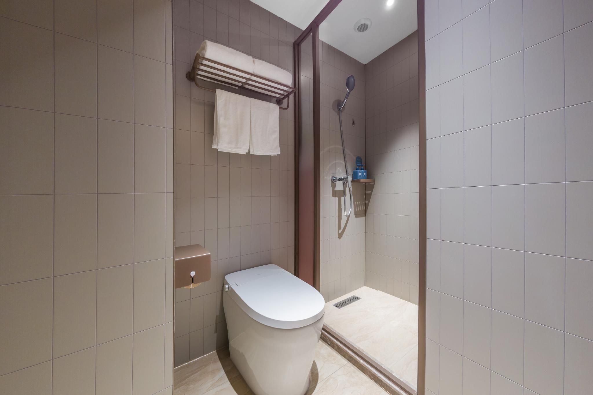 Huazhu - Superior BedRoom