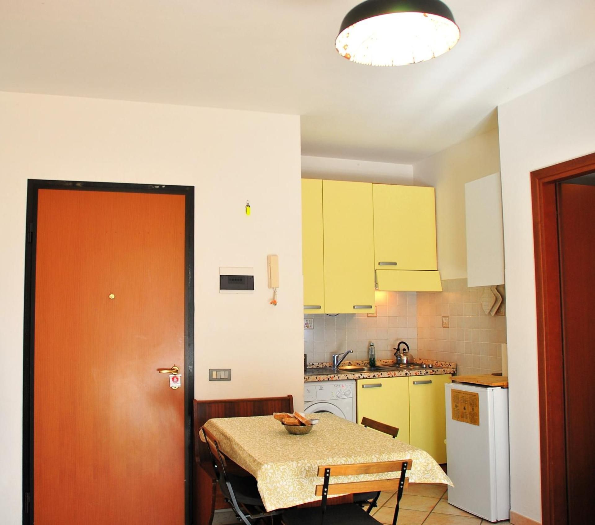 One-Bedroom Apartment with Garden