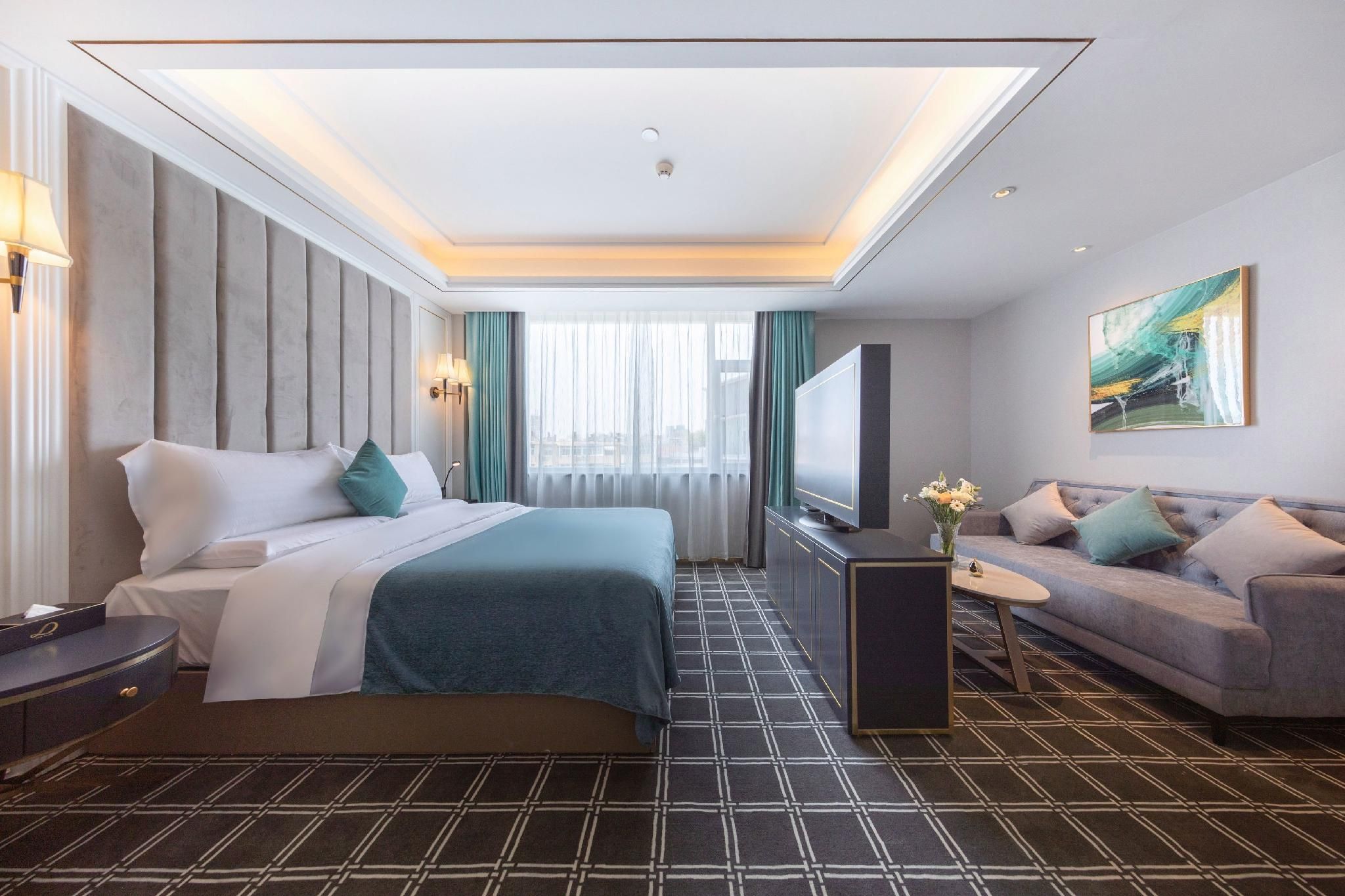 WH - Deluxe Bed Room