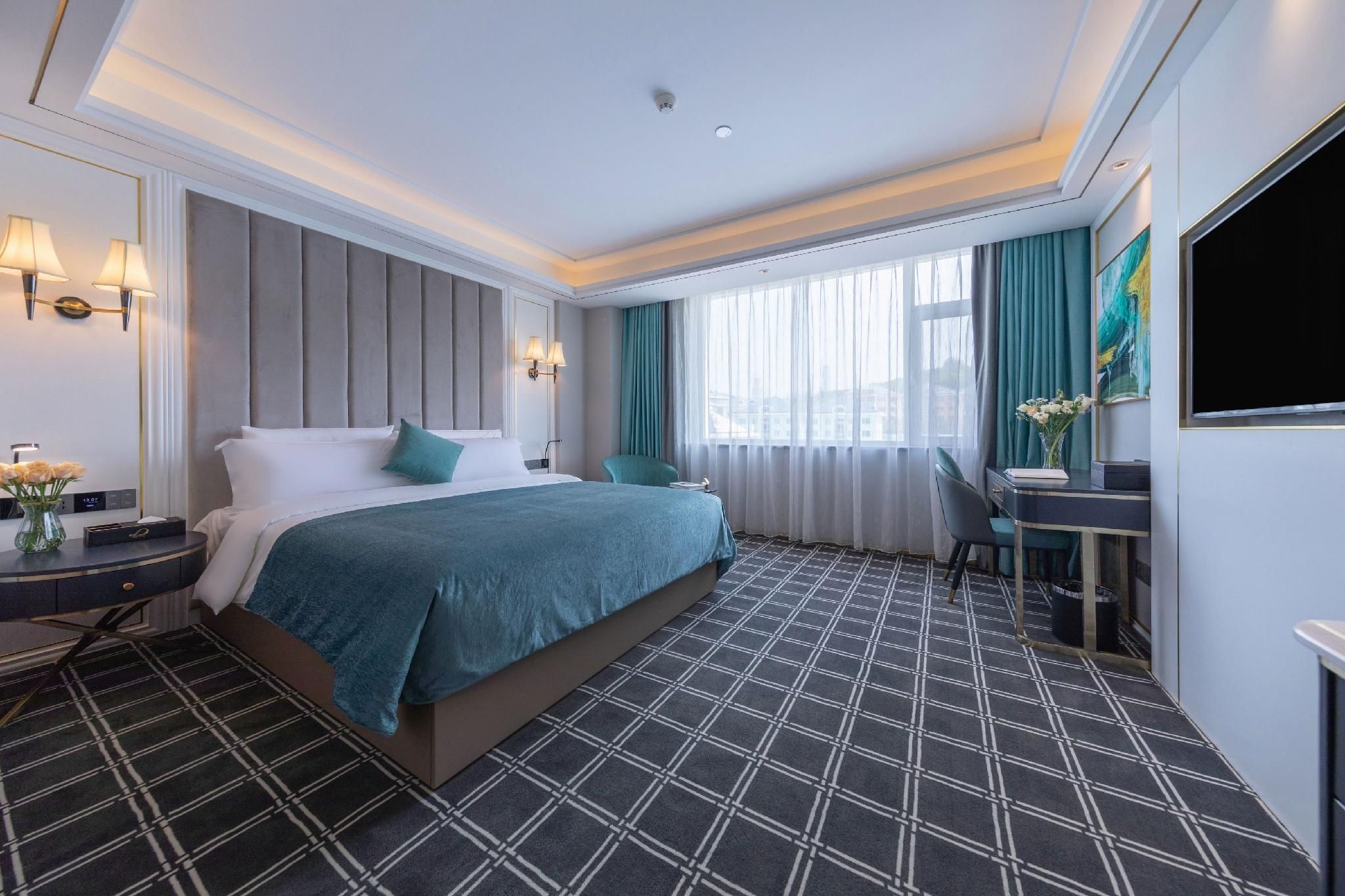 WH - Godness Romantic Bed Room