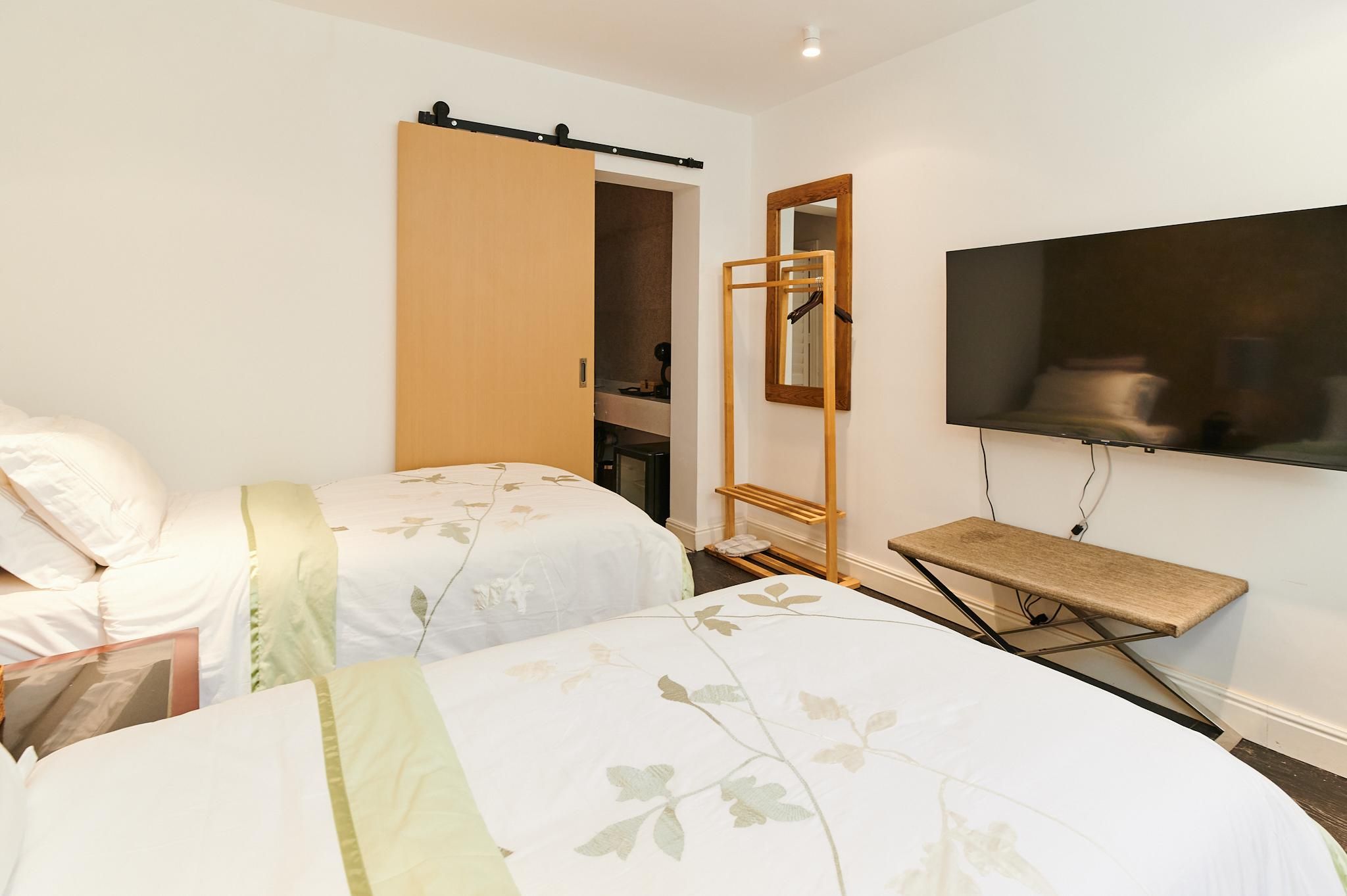Huazhu - Twin Room