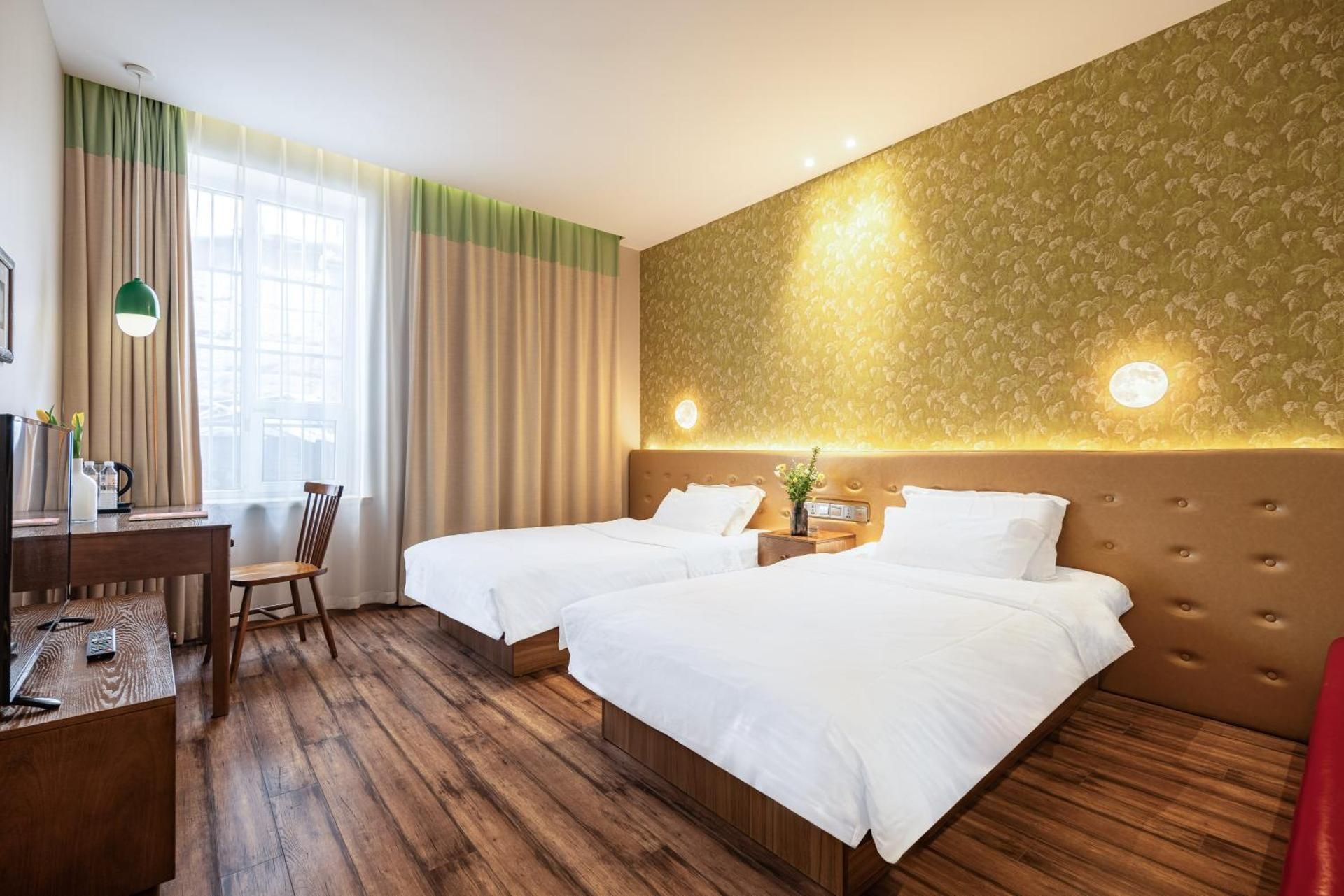 Deluxe Twin Room 1.0