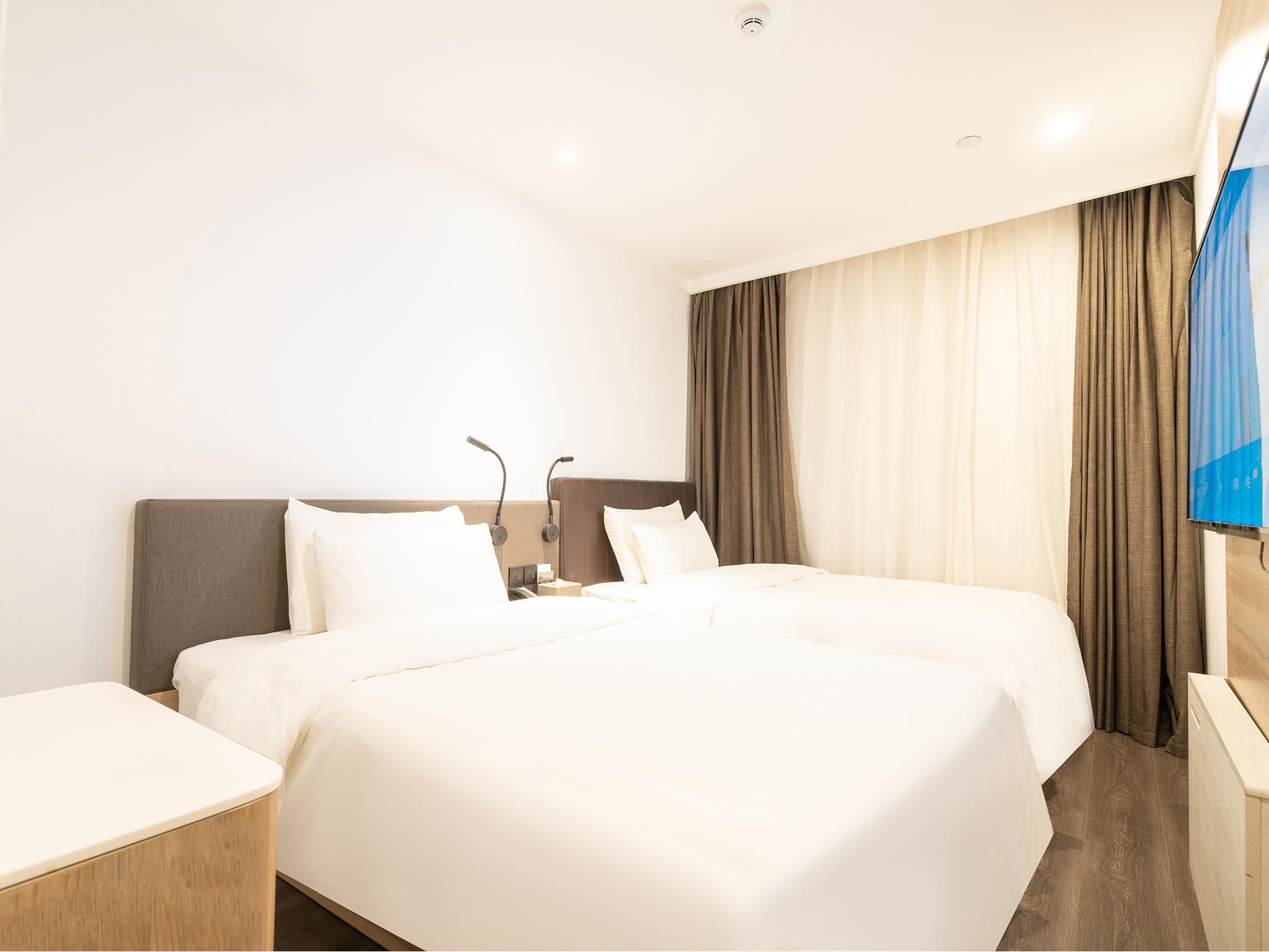 Huazhu - Twin Room A