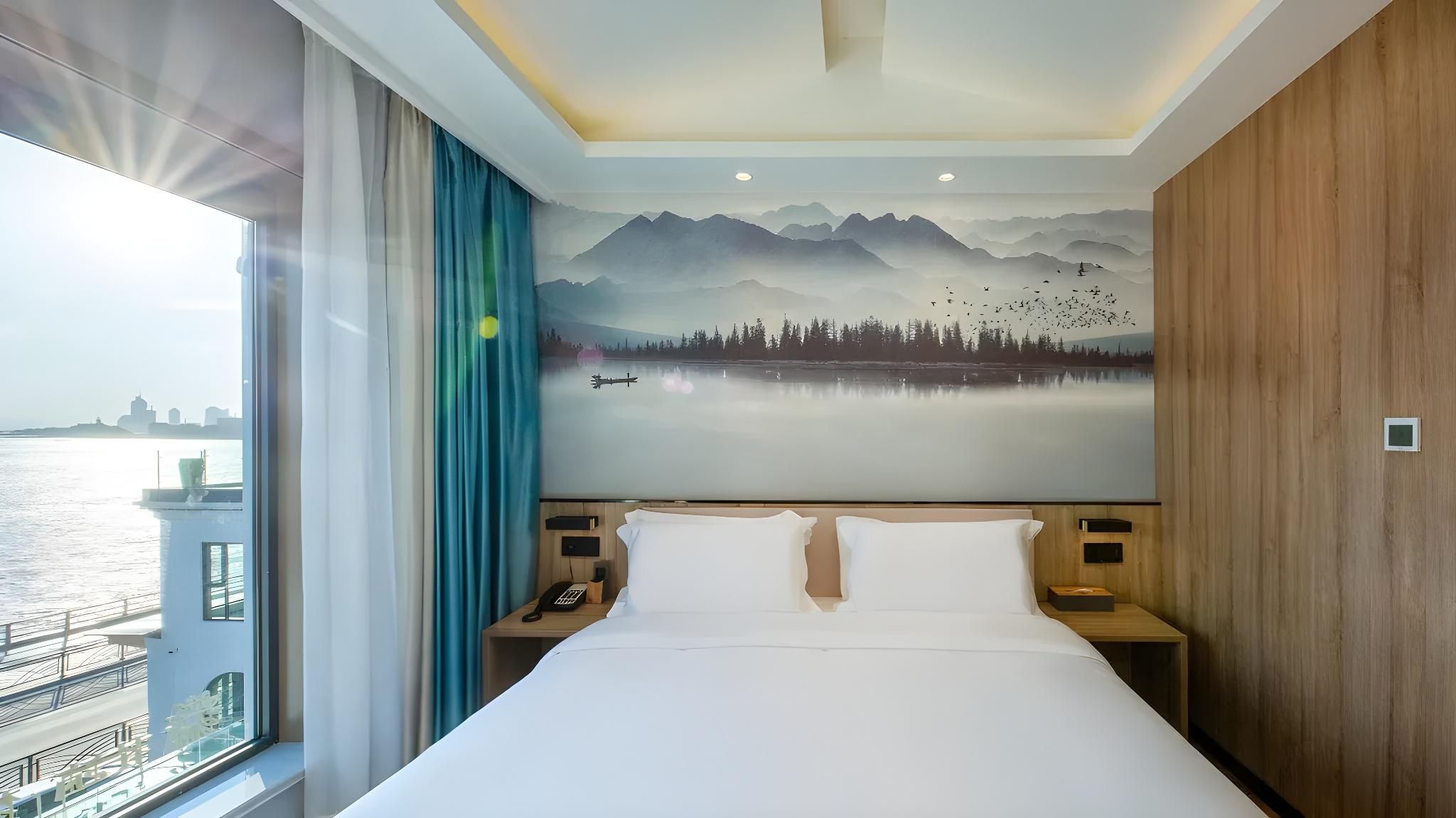 Oceanview Queen