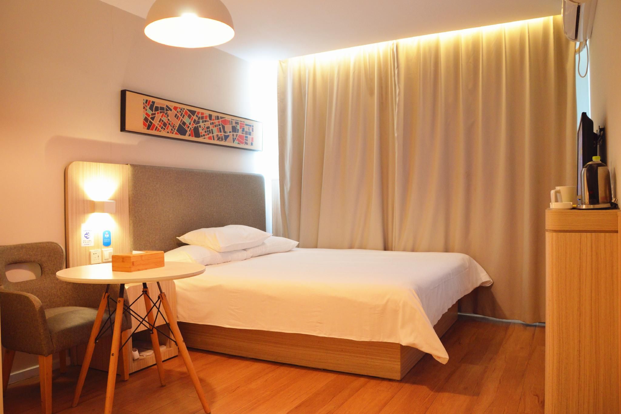Huazhu - Superior BedRoom