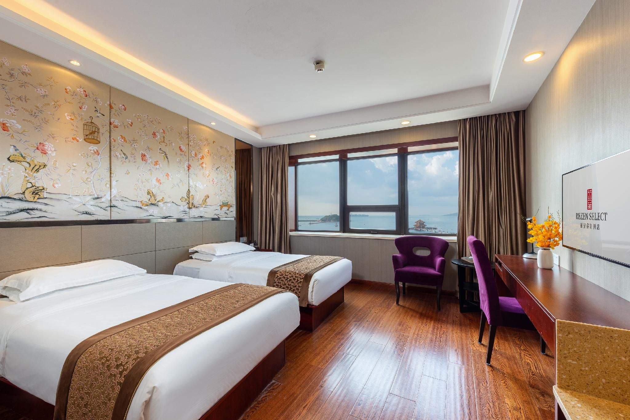 Boutique Sea View Twin