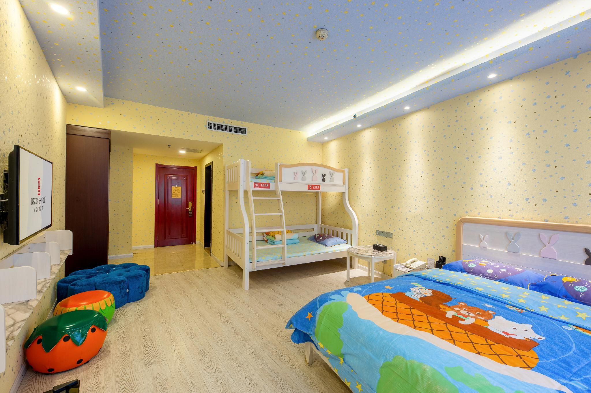 Rezen - Dreamy Starry Sky Faily Kids Twin Room