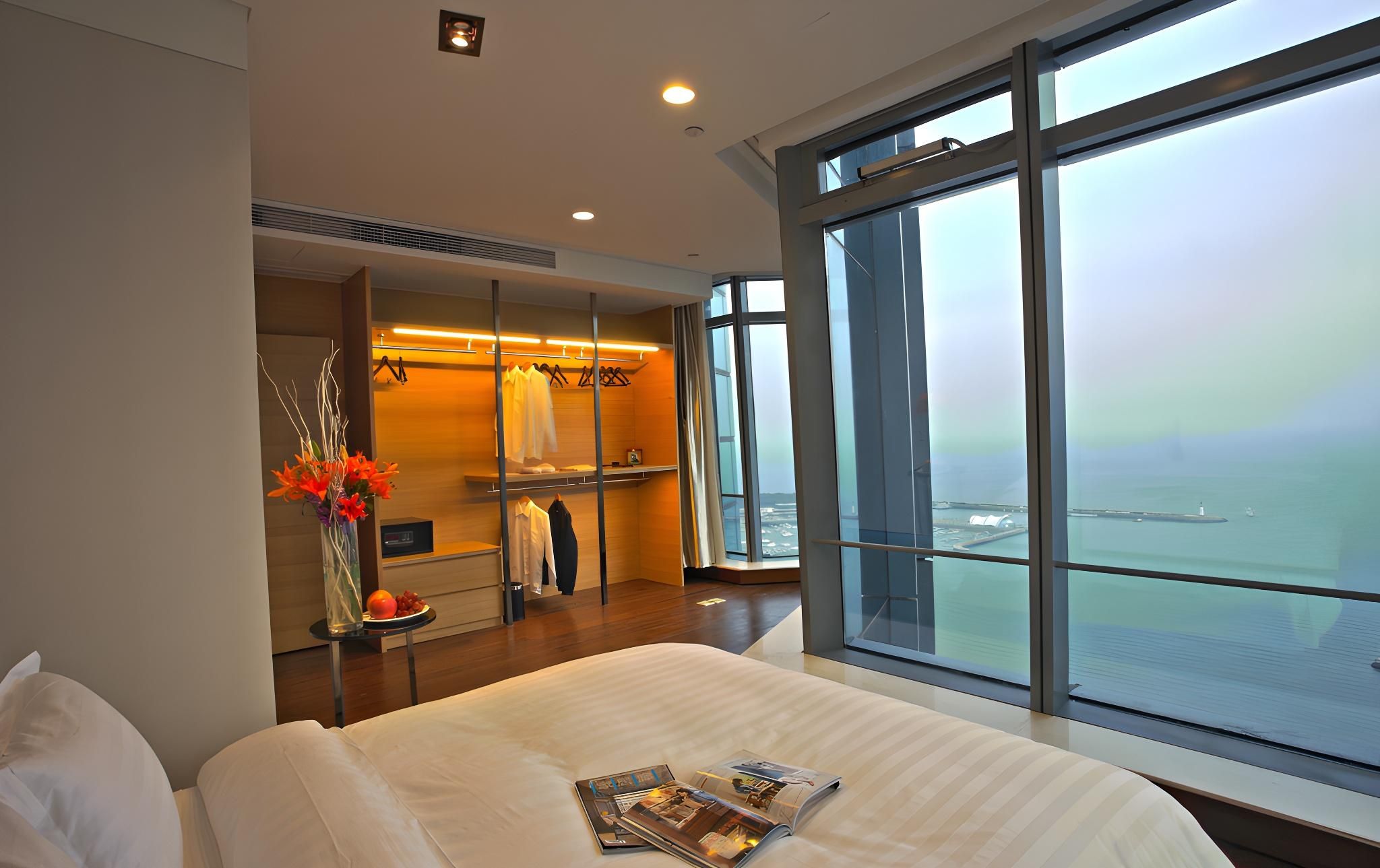 Huazhu - Deluxe Suite With Sea View
