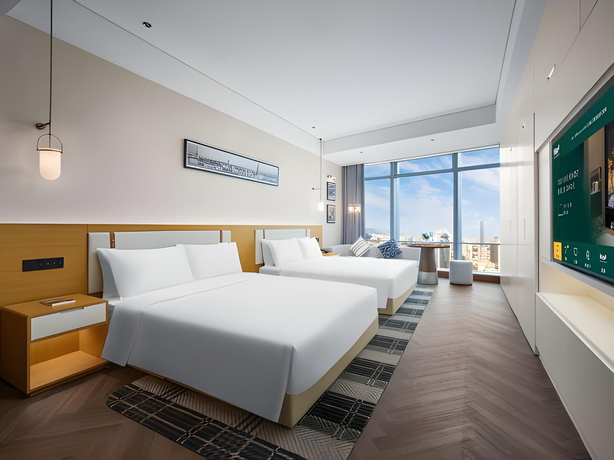 Deluxe Twin Room with Side Sea View