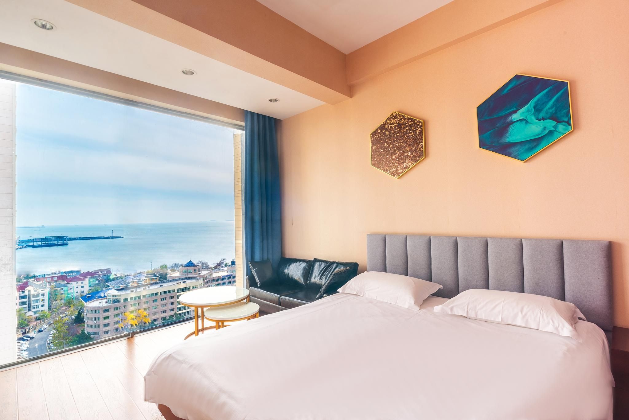 2 Bedroom Sea View