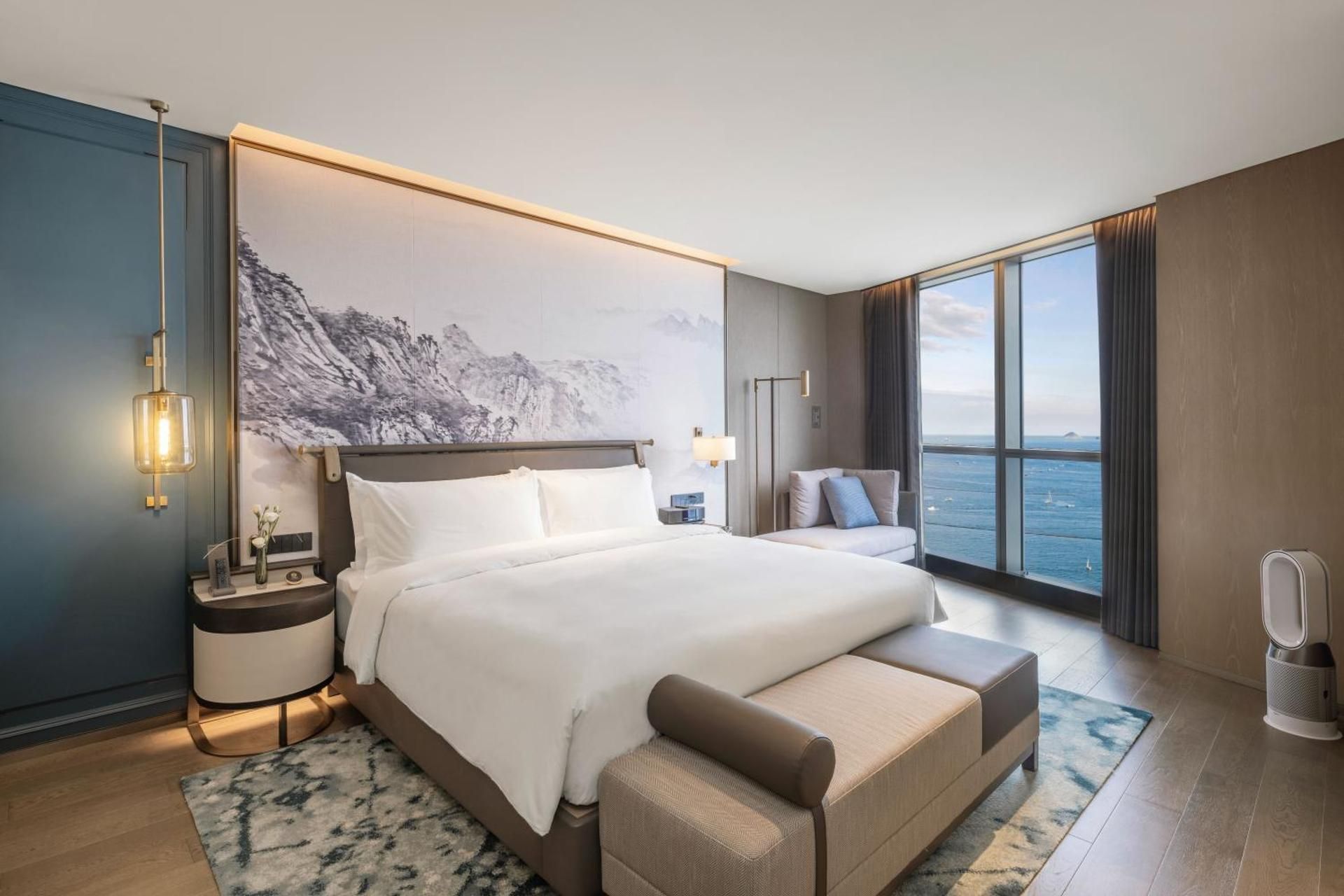 Sea View Suite