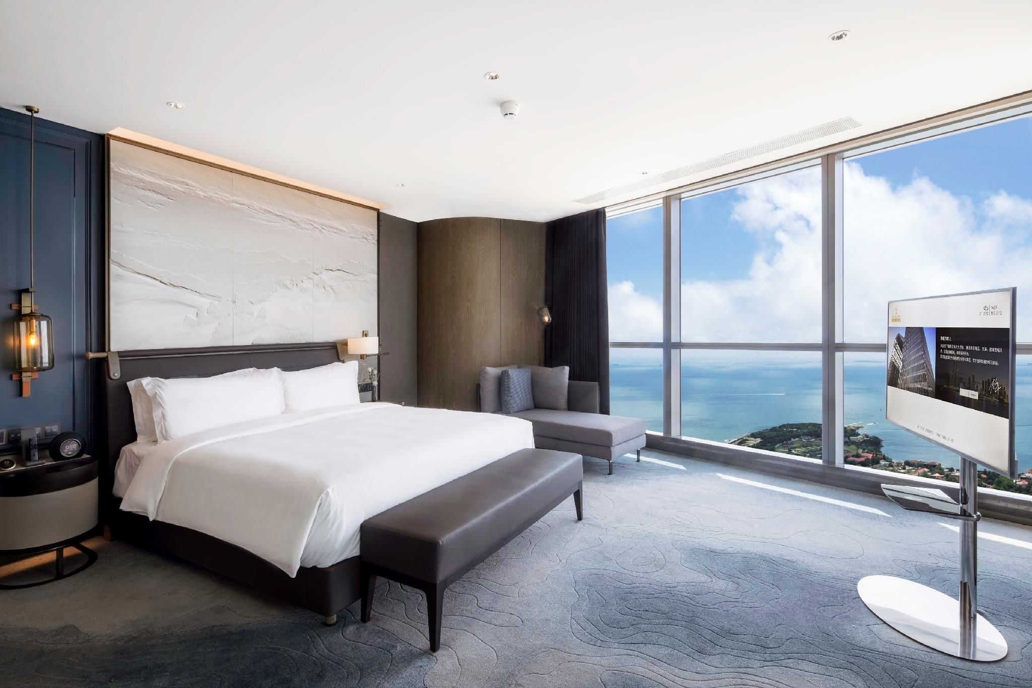 Executive Deluxe King Room
