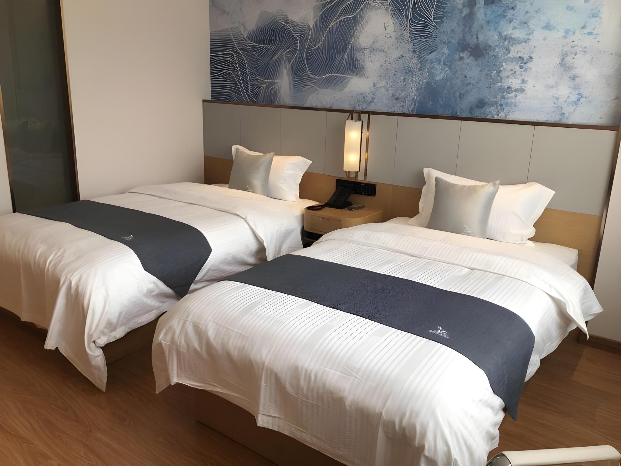 Feature Suite