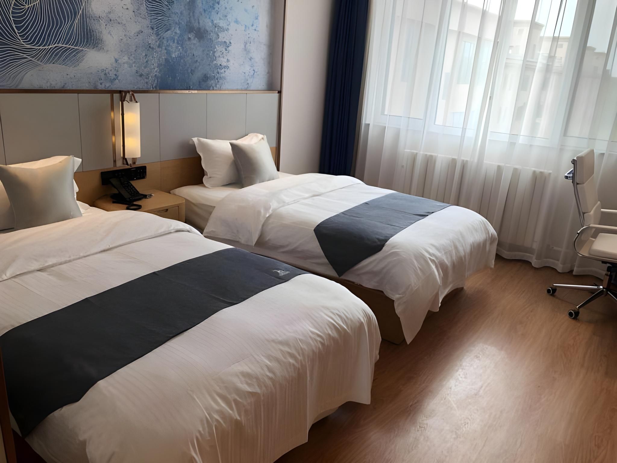 Feature Suite