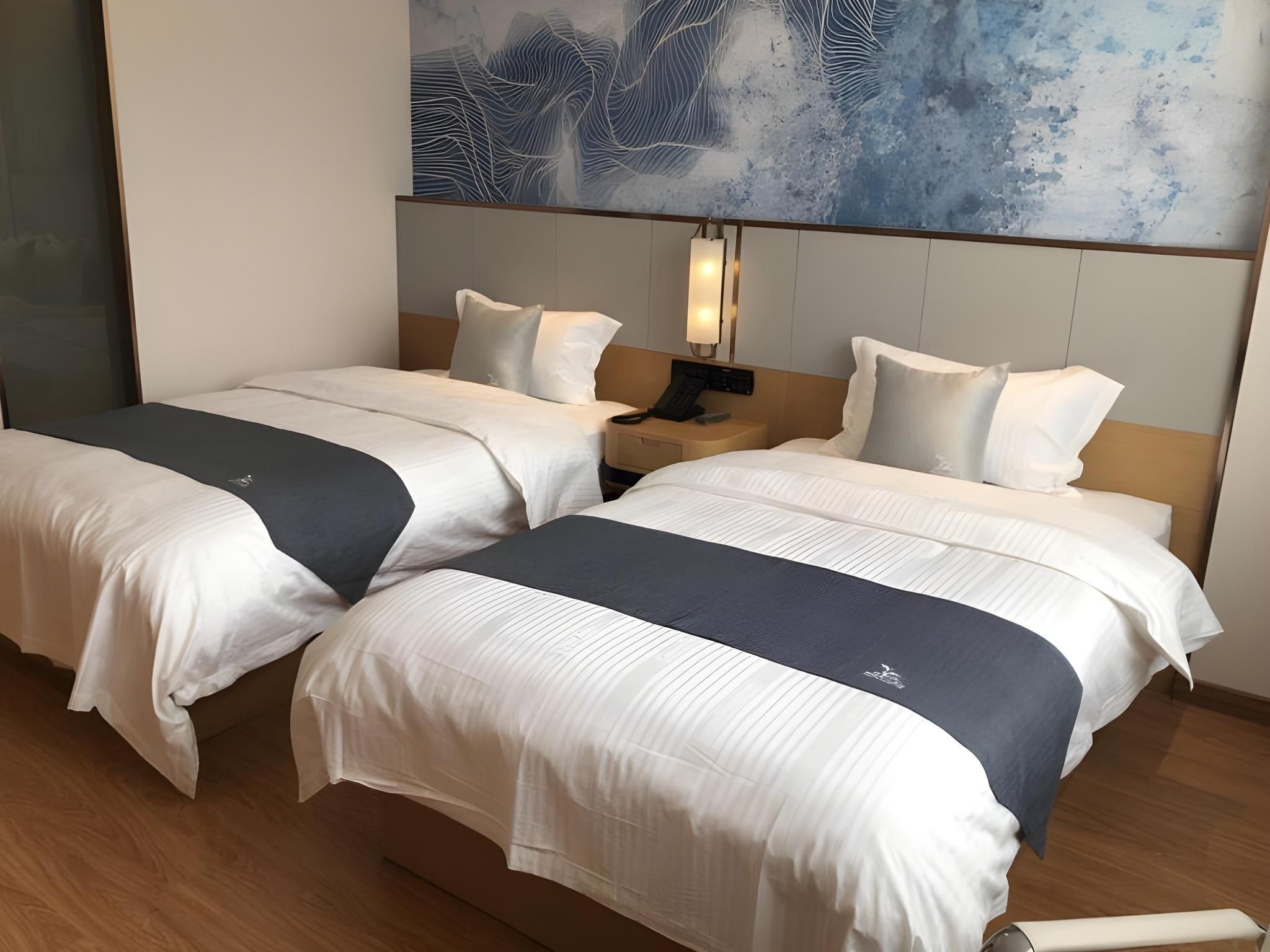 Twin Deluxe Room