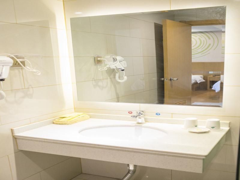Guest Twin Room