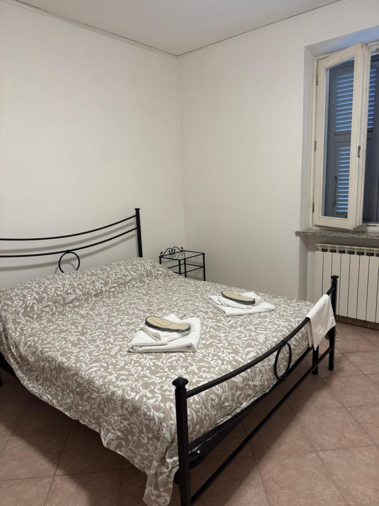 Deluxe Double Room with Shower
