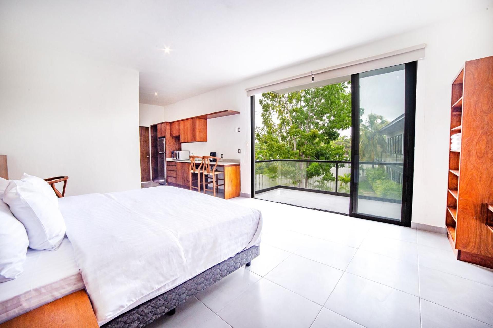 Junior Suite with Balcony