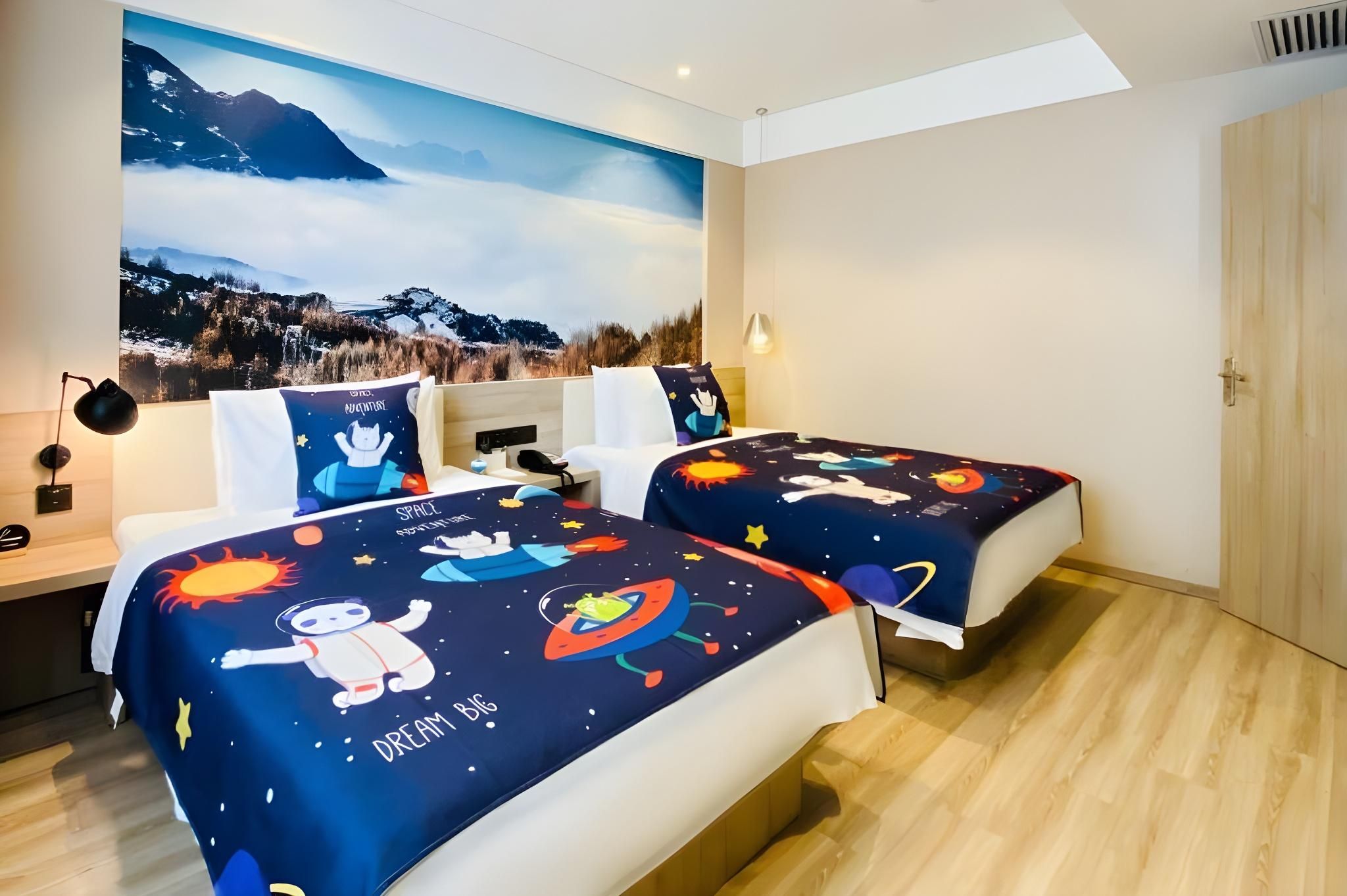 Atour - JIMU Family Bonding Suite