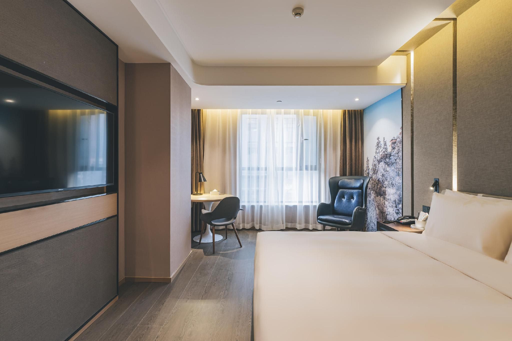Atour - Elegant Room
