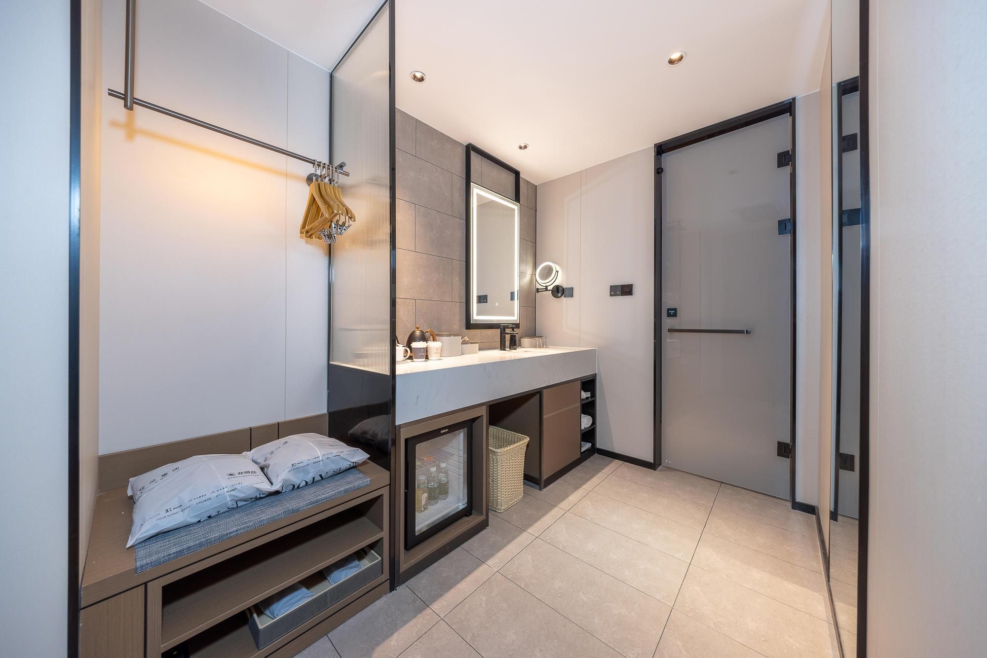 Atour - Deep Sleep Premier 1 Bed Room