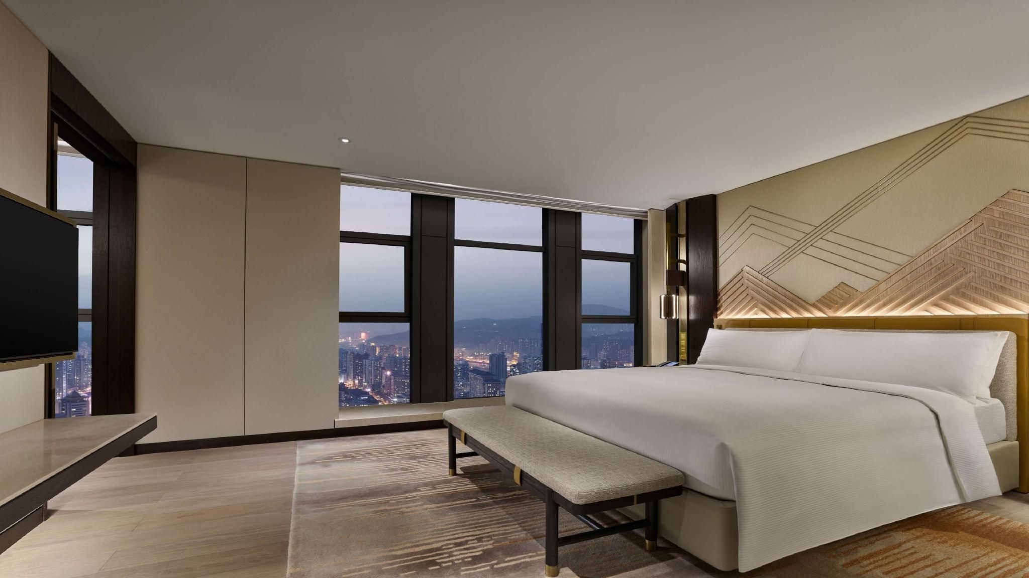 King Deluxe Suite