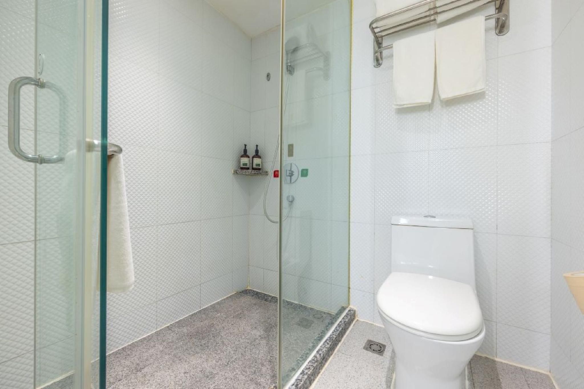 Huazhu - Speical Offer Twin Room