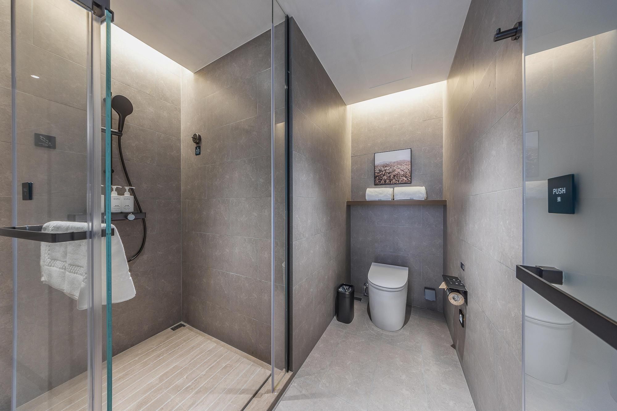 Premier Suites