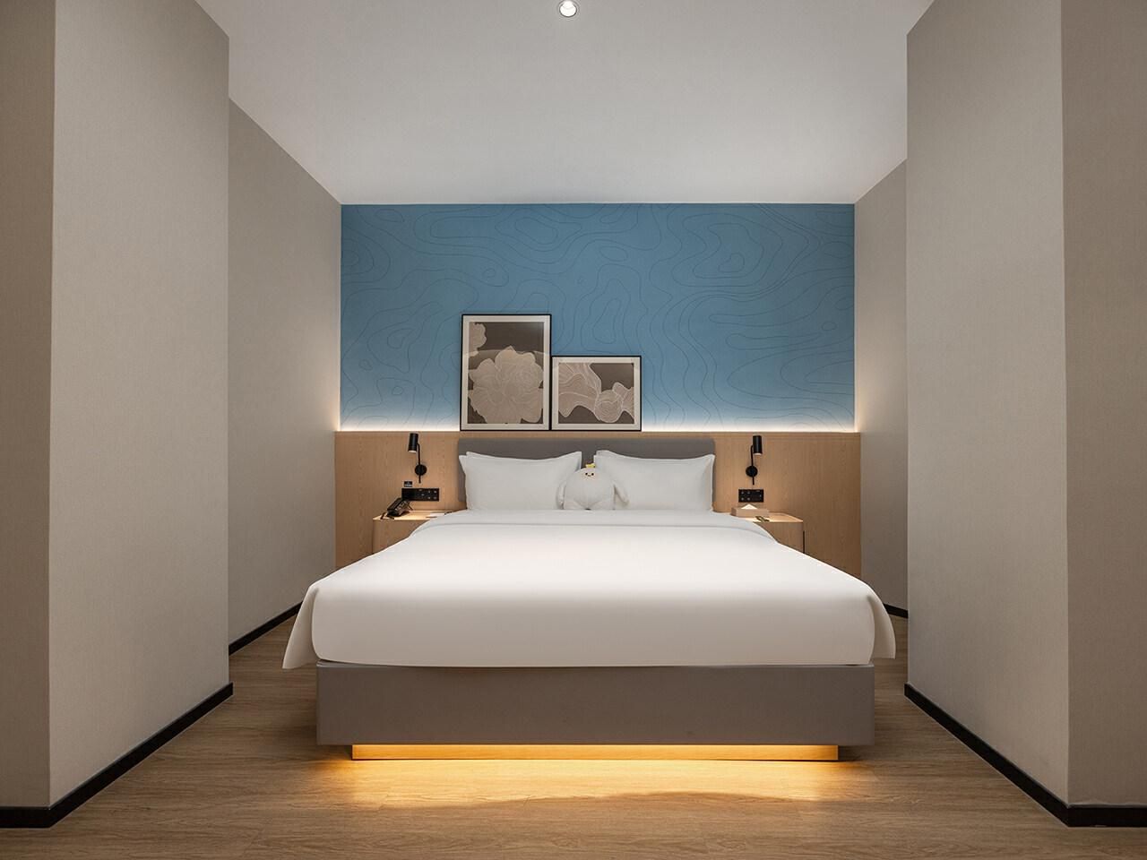 Country Inn & Suites by Radisson Lanzhou West Station Old Street Huanghelou Business King Room 2