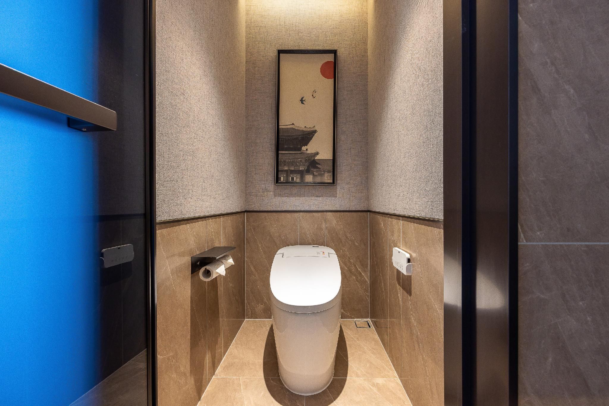 Light Luxury Suite
